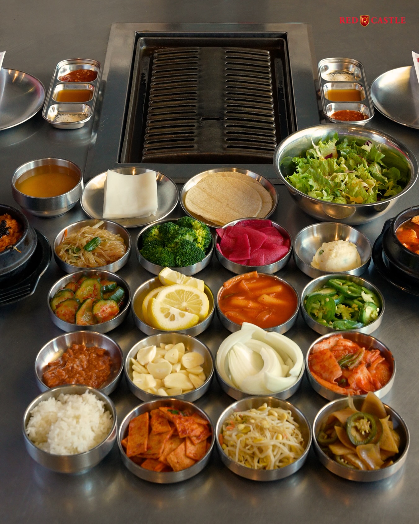 Over 20 side dishes, all laid out before the grill even heats up.
From fresh greens and pickled bites to warm comfort dishes and bold sauces, every plate plays a role. Mix and match, refresh your table anytime, and enjoy the balance that makes Korean BBQ complete.
AYCE prices $23.99 $26.99 $30.99
8303 W Garden Grove Blvd, Garden Grove, CA 92844
(714) 636-9292
#redcastlekbbq #koreanbbq #gardenGroveEats creativeinsidemarketing