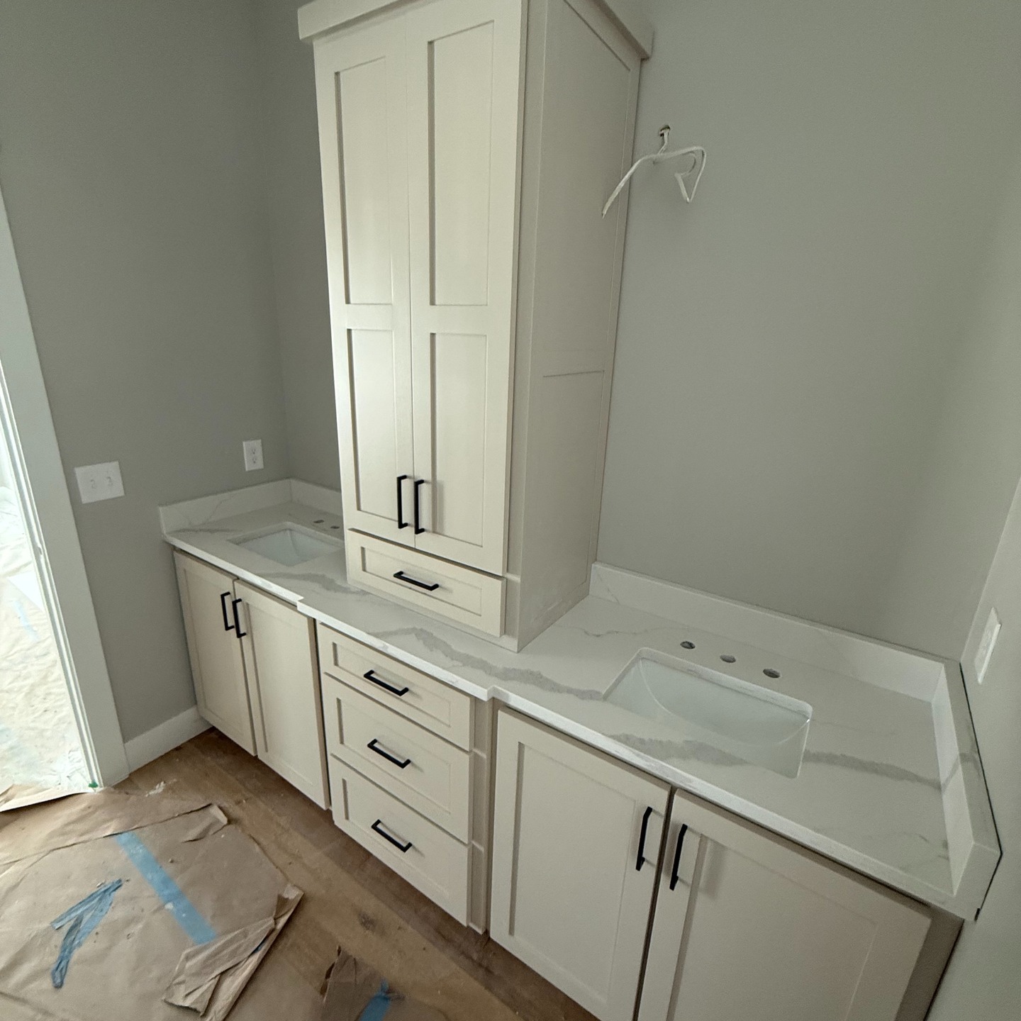 "Custom countertops built with passion, precision, and Lexington pride. Start your project today with MGM Stone Creations."
👉 #LexingtonCountertops #MGMStoneLexington #LexingtonKYHomes #QuartzCountertopsKY #CustomCountertops #LexingtonRenovation #LuxuryCountertopsKY #KitchenDesignLexington #HomeImprovementKY #LexingtonKY