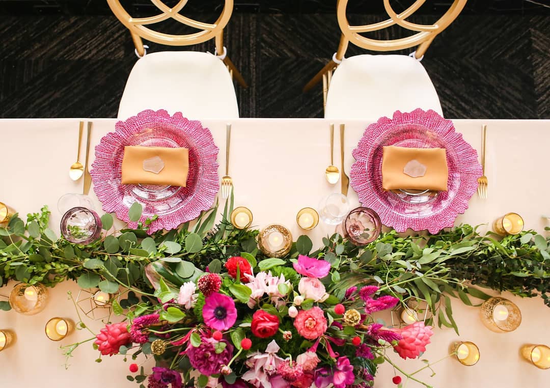 One of my current favorite design pieces: reef chargers. Swapping out a traditional charger for a textured one makes such a big design difference. .
Vendor team:
Design and planning: Wedding Elegance
Photography: @mariamsaifan
Linen/chair rental: @ultrapom
Floral: @botanicalfloraldesigns
Venue: @thegrandhallkc
Invitations/Calligraphy: @addressingelegance .
Hair/Makeup: @shanelisemua
Videography: @isbellcreative
Menswear: @tiptoptux
Dress: @weddingexpressionskc .
#kcweddingplanner #kcweddings #kcwedding #kansascitywedding #kansascity #kc #kansascitybride #wedkc #weddingplanning #kcweddingplanning #weddingseason #engaged #weddinginspiration #weddingdetails #thekansascitybride #kcgroom #weddingcoordinator #love #weddings #kansaswedding #missouriwedding #theknotweddings #weddingdesign #weddingplanner #luxuryweddings #weddingprofessionals #dayofcoordinator