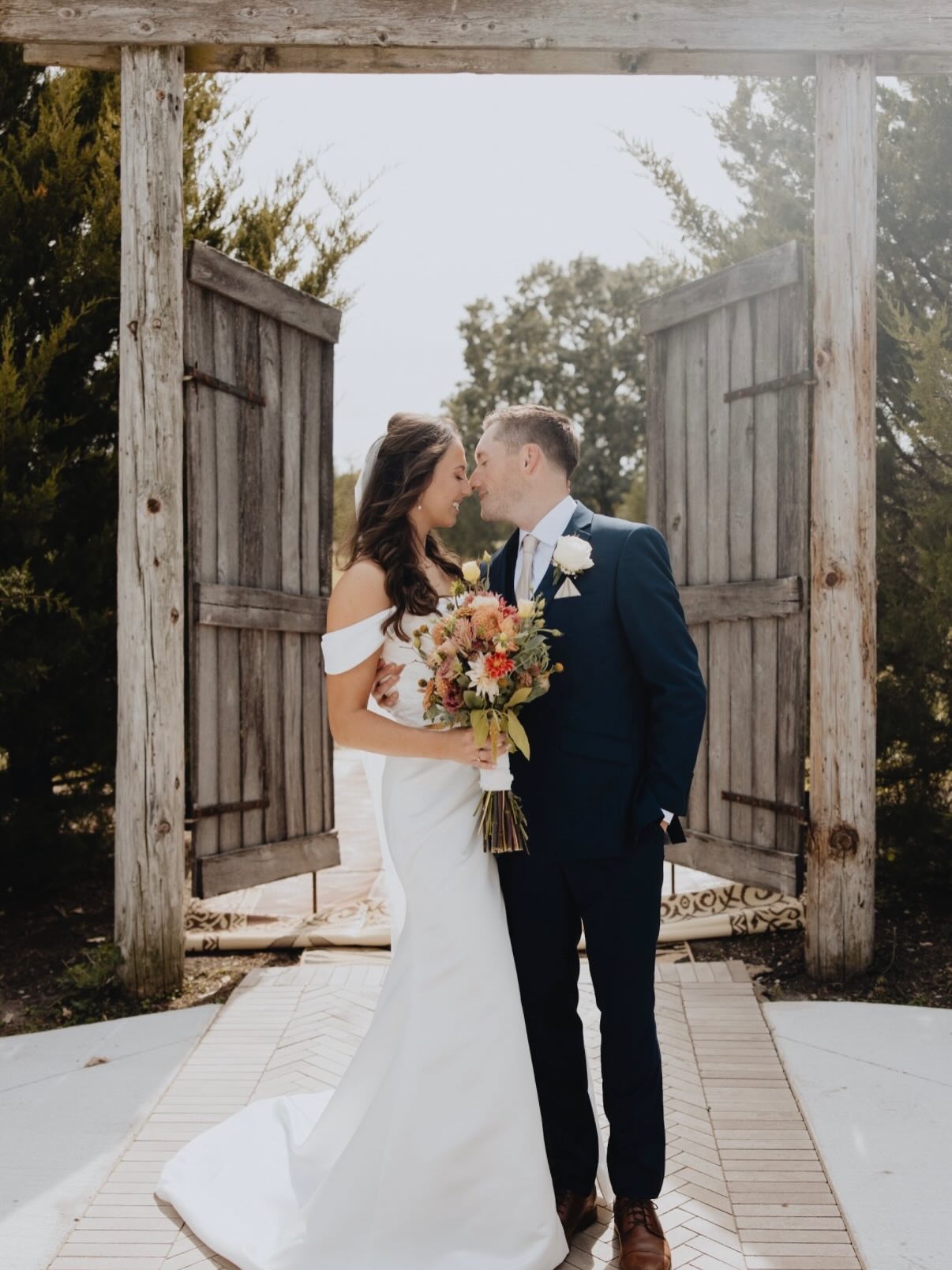 Perfect moments🤍
@photo_kc
#yourdayyourforever