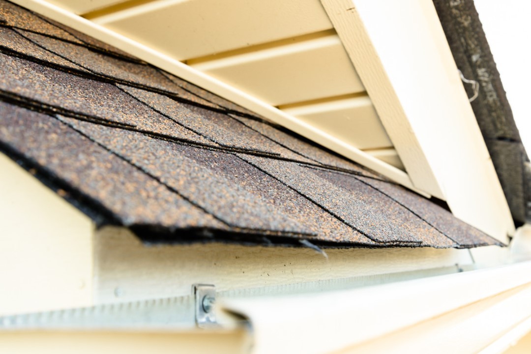 We want to be proud of the work we provide our customers, and we know you want to be proud of the home you live in -- that's why we provide the highest-quality roofing services around. Give us a call at (713) 534-3939 to get started on your project. #roofing #IntegrityRoofing #KatyTX #LocalExperts #roofreplacement