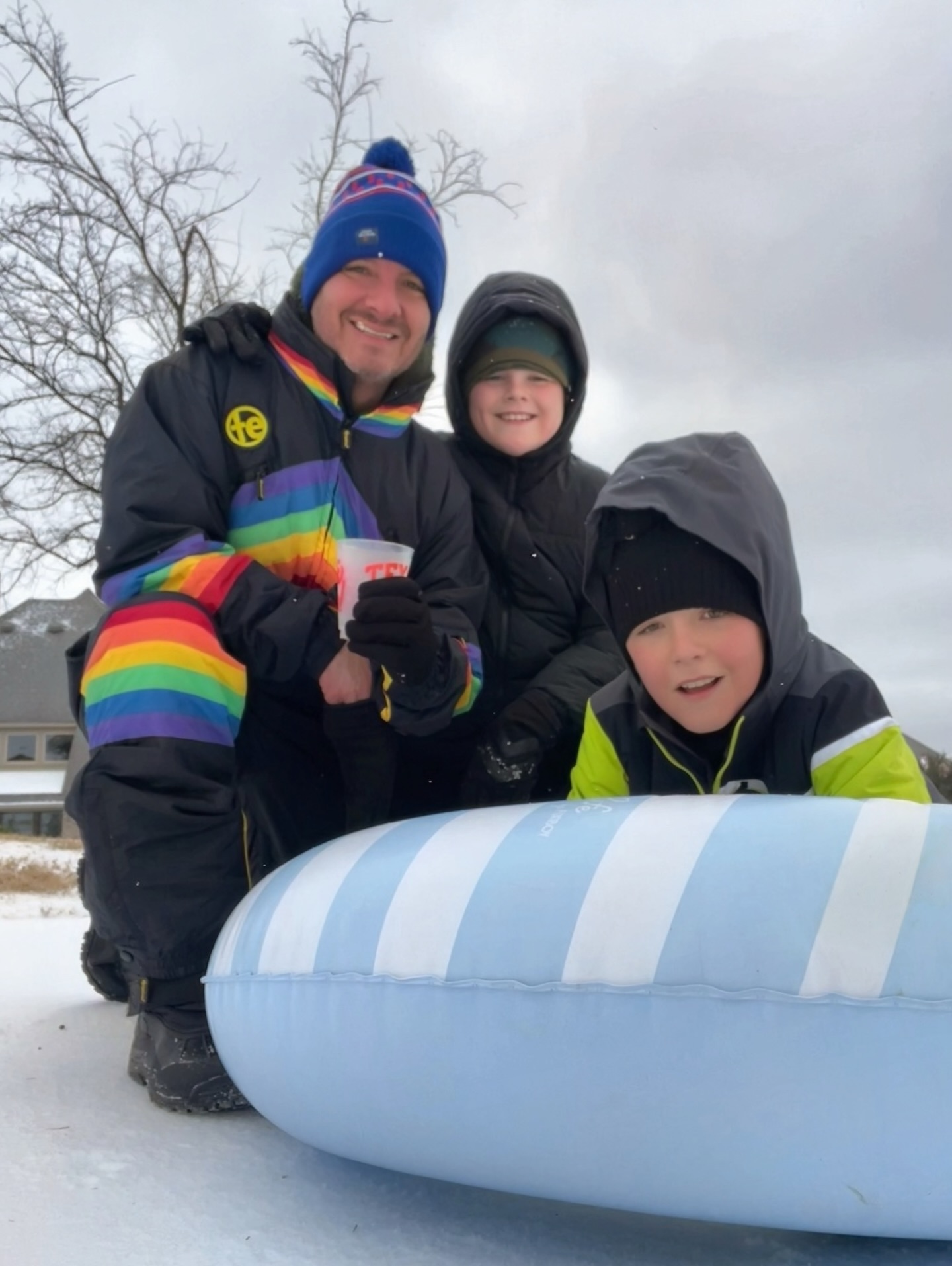 Snow days. Unplanned. Fully enjoyed. ❄️
#snowday #dadlife #parenting #gaydadsofinstagram #dallas