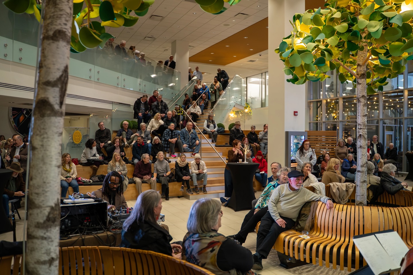 The BEST kick off to 2026! 🎉
Huge thank you to @marthabassettshow for joining us for our first Evening in the Atrium of the year. Our biggest crowd yet!
As always, @downtowngrillews & @intihousews were the icing on the cake.
February show has been announced! Click the link in bio to RSVP - don’t miss it.