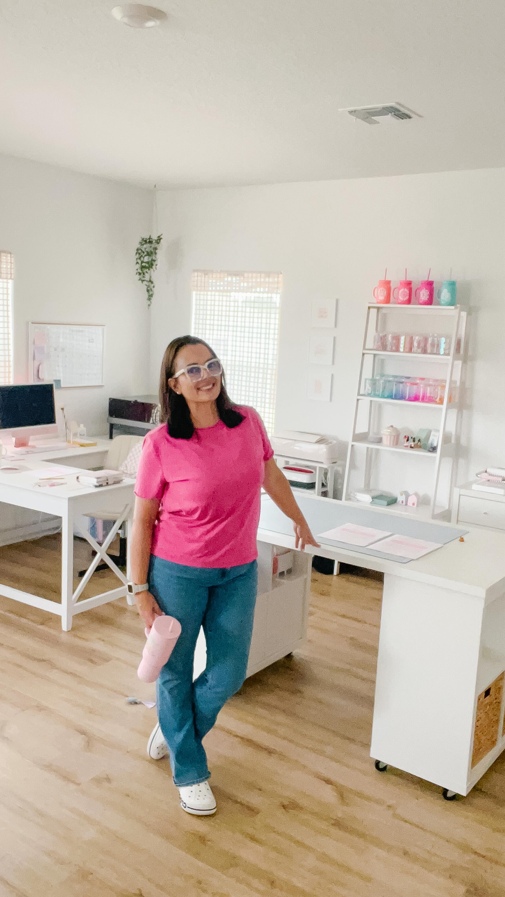 I miss creating with my hands 🥹
🫶🏻
Extraño crear con mis manos 🥹
.
.
.
#madebyhands #creativelifestyle #creativeheart #creativecorner #makerslife