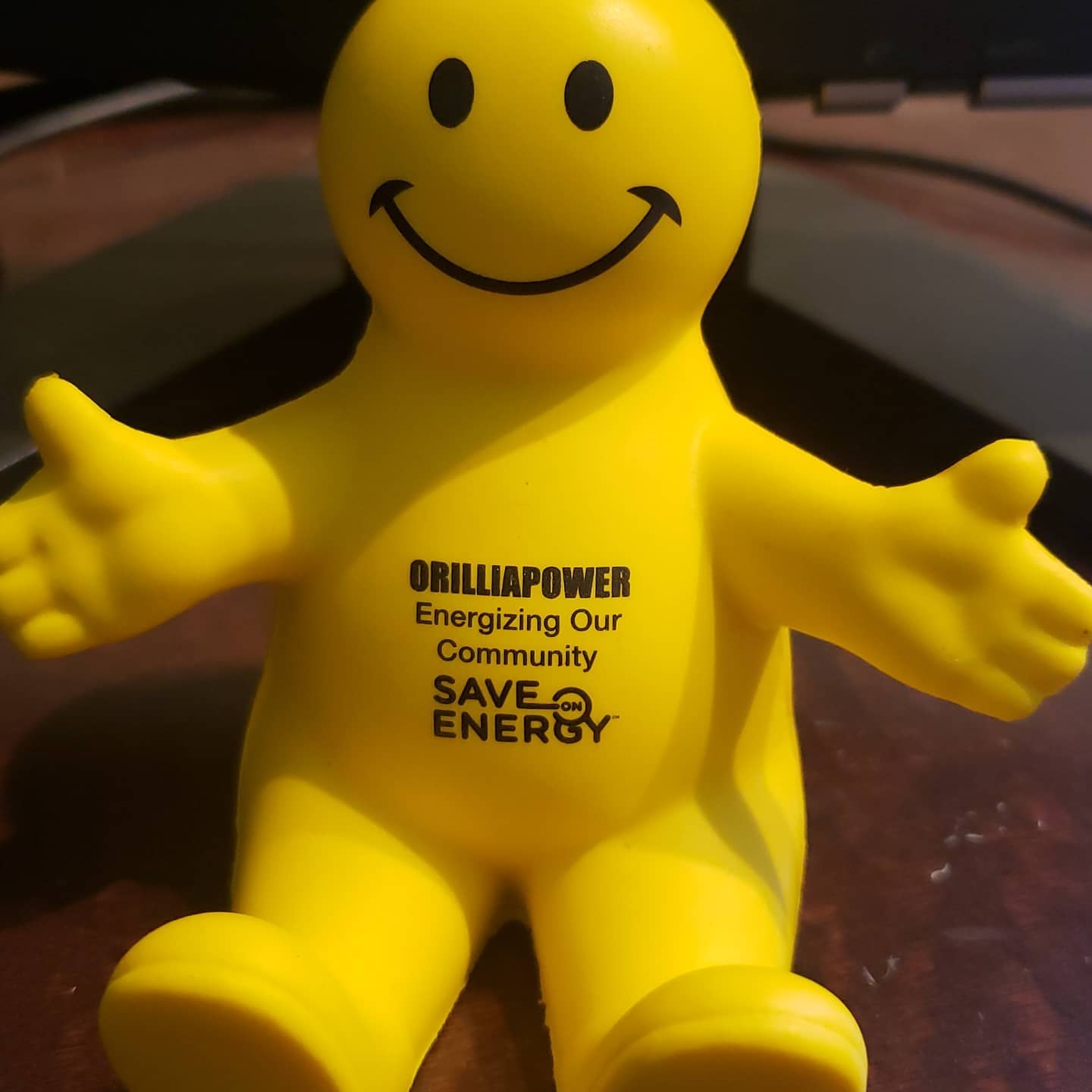 My happy phone stand in the office.
