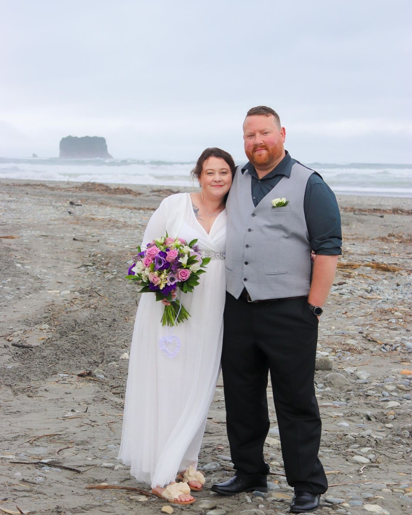 We loved helping Kelly and Cory tie the knot just down the road from Motukiekie Beach earlier this month.