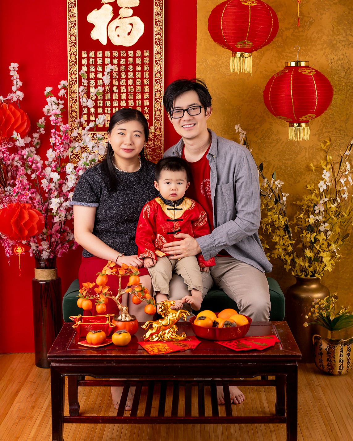 2026 🧧 Lunar New Year MINIS
✨ Celebrate Tradition, Family & New Beginnings with VioletART Photography ✨
This isn’t just a photo session — it’s a celebration of heritage, love, and fresh beginnings. ✨
Step into a warm, elegant Lunar New Year setting inspired by tradition and modern simplicity. Rich festive tones, thoughtful details, and a cozy studio atmosphere come together to capture meaningful moments with your loved ones — genuine smiles, playful connections, and memories you’ll be proud to share and pass down.
These sessions are designed to create timeless portraits that honour culture while feeling natural, joyful, and full of life.
📸 Lunar New Year Mini Session Includes:
✔ 20 minutes of a beautifully styled studio experience
✔ 5 hand-edited, high-quality images – you choose your favourites
✔ $190 + HST
✨ Limited spots available – book early!
✨ Please note: These sessions are designed for immediate families with young kids only.
Welcome the Lunar New Year with portraits that celebrate family, tradition, and togetherness. 🧧✨