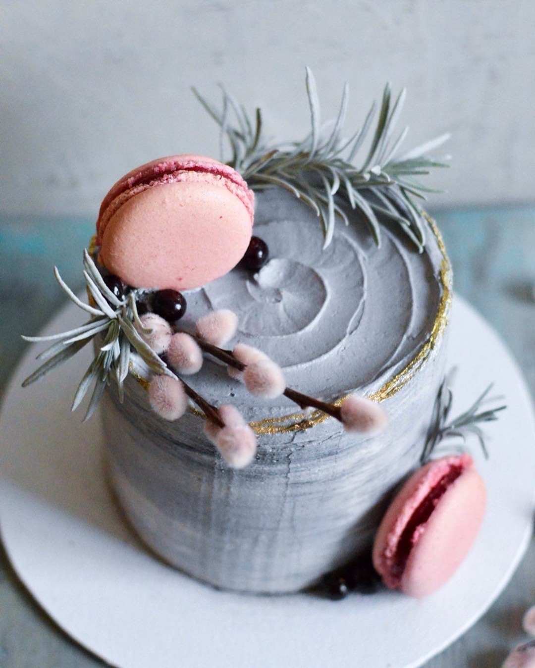 Look absolutely amazing. Great idea for your next party. What do you think? #mouthwatering
Creation by the talented @gromlea
#dessertlover #birthdaycakeideas #gourmetdessert #cakedecorating #partycakes
