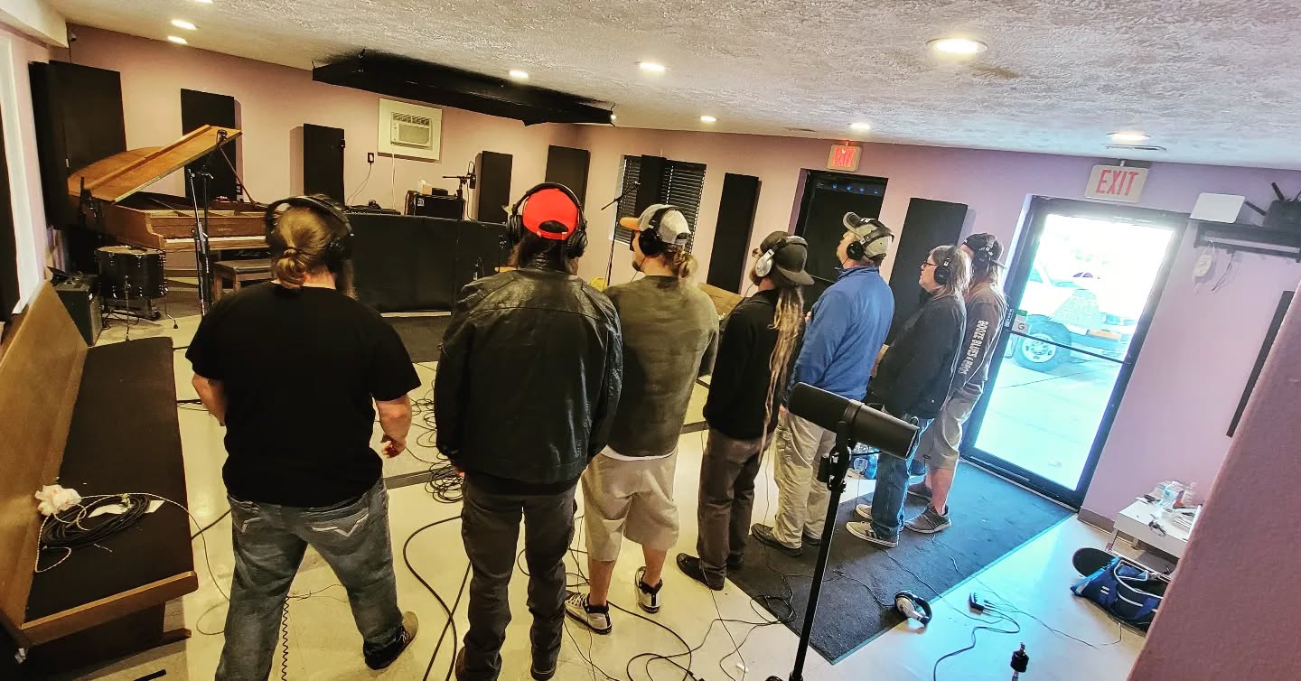 @monstersatbayofficial tracking gang vocals in the studio recently. These new tracks are absolute fire, and the humans behind them are one of a kind. Please take the time to check out their art!