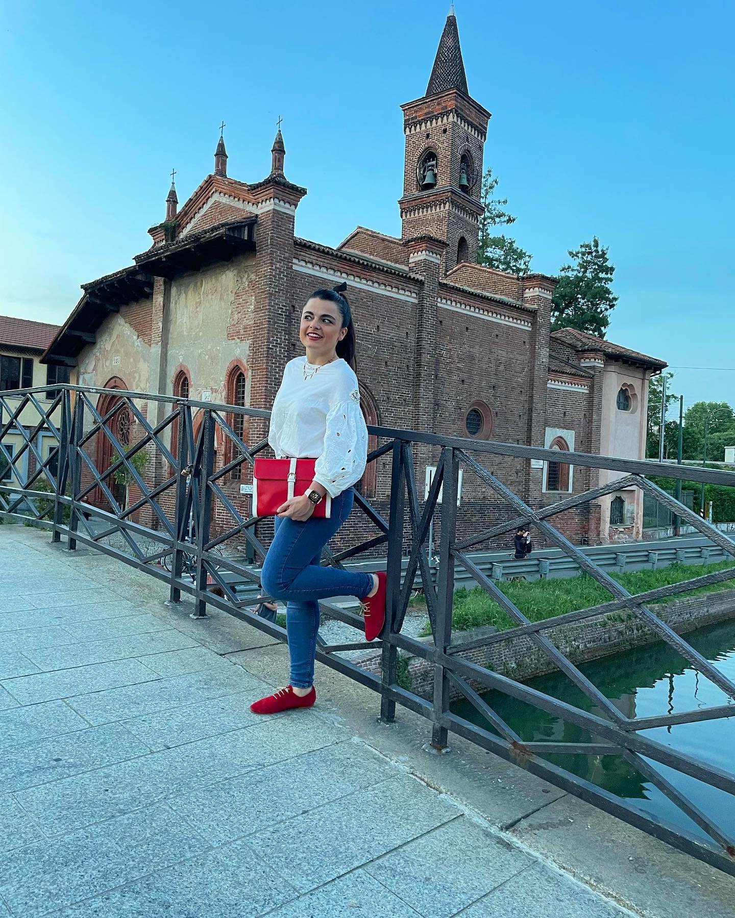 Quando guardi la prova costume che si avvicina. #milano #milanolife #milan #milanocity #milanogram #bloggerfashion #milano🇮🇹 #milanomilano #igersmilano
•
•
•
👗 #ootd #outfitoftheday #lookoftheday #fashion #fashiongram #outfit #clothes #portraitmood #mylook #fashionista #todayimwearing #instastyle #instafashion #outfitpost #fashionpost #todaysoutfit #fashiondiaries