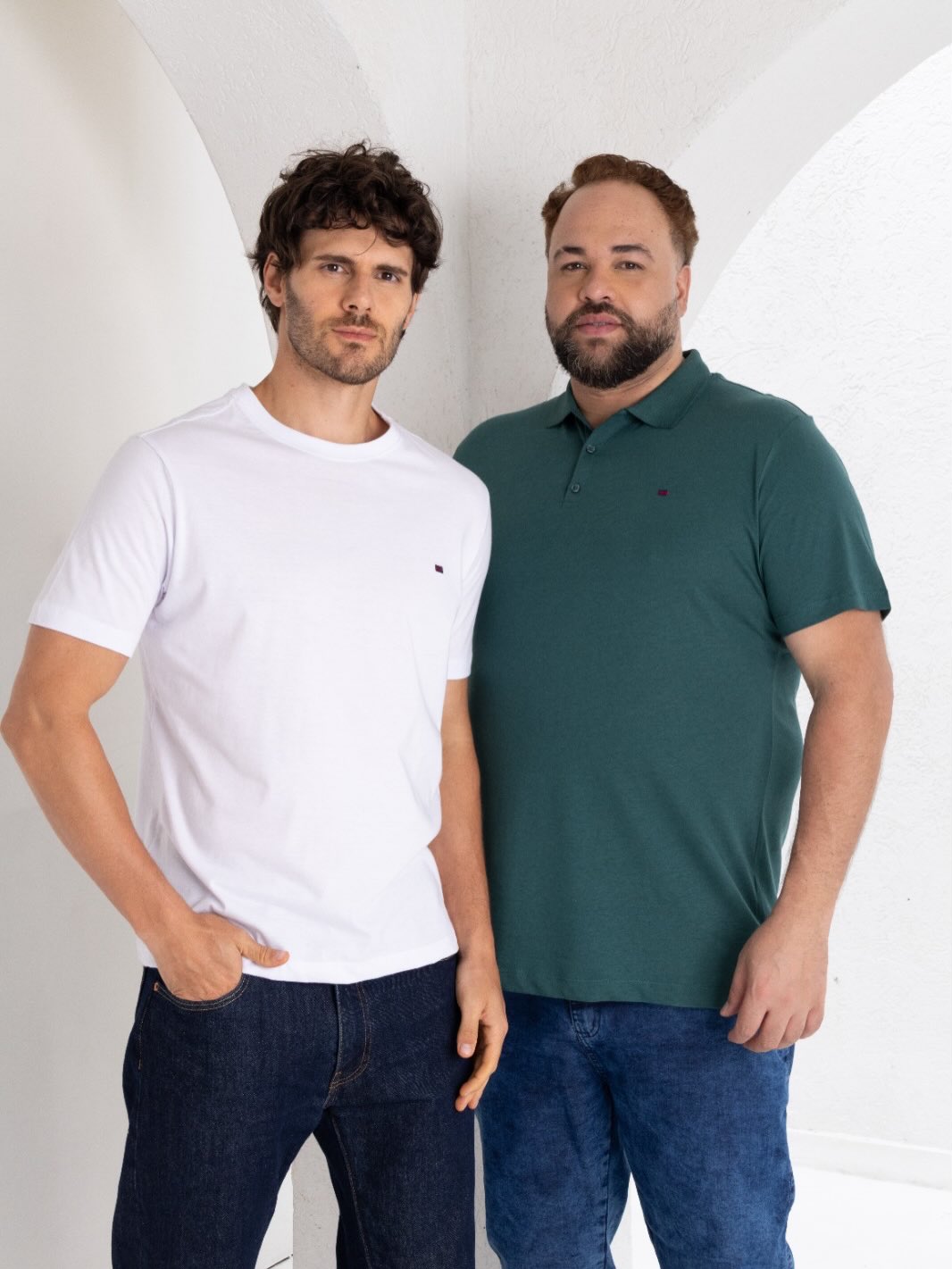 Lojista, se você quer vender camiseta BRG o ano inteiro, tem uma linha que não pode faltar no seu mix: Essentials.
A Essentials é a camiseta básica que o cliente compra sem pensar duas vezes: é confortável, tem estilo e principalmente… resolve o look.
Fale com a gente via whatsapp e saiba tudo sobre a linha Essentials, disponível em diversas cores e nos tamanhos P ao G7.
#BRGCompany #NovaColeçãoBRG #AlgodãoPenteado #ConfortoComQualidade #EstiloParaTodos PlusSize”
