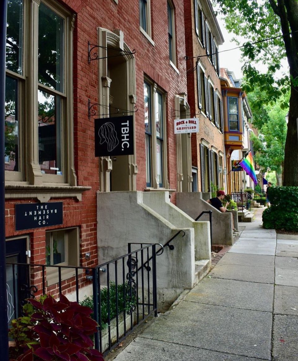 We just look so cute next to our neighbors on our little street 💕 its still surreal to be apart of this community #smallbusiness #downtownfrederick #downtownfrederickpartnership #supportsmallbusiness #supportlocal