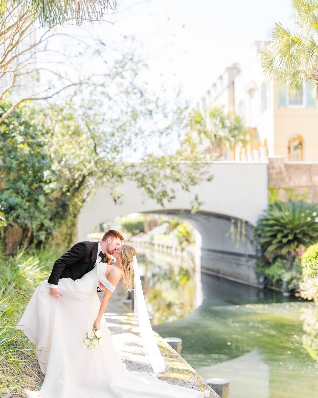 Having your wedding in I'On means photos opportunities at every turn.