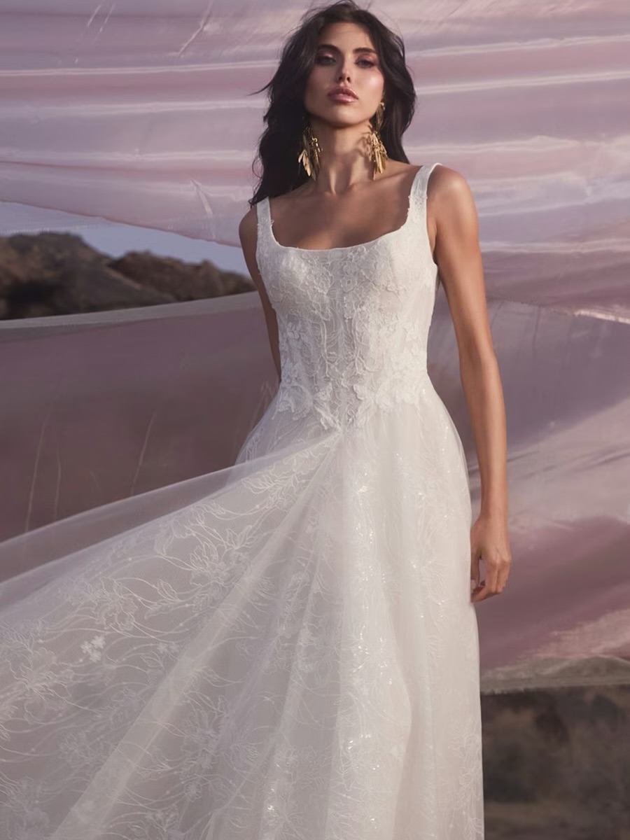 Tried on today, gone tomorrow💥
Tatum by @willowbywatters has just arrived in store however she is being tried on A LOT😍
Get her before she is gone✨
In store in a size uk6, £995 down from £2,215!!
Tag a bride who needs to try this on😍
#bridalonabudget #2026bride #lastminutewedding