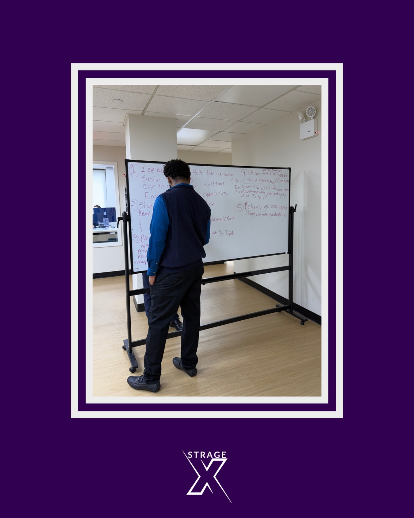 This is what growth looks like behind the scenes.
Planning. Coaching. Executing.
No shortcuts—just standards. 💜❌