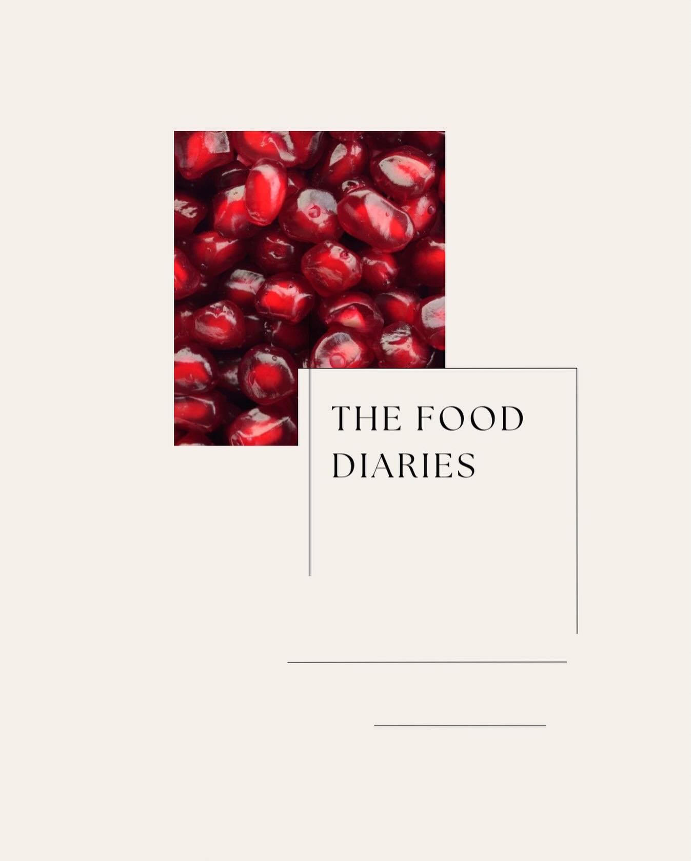 🍴 Pomegranates…
A 𝗽̲𝗼̲𝘄̲𝗲̲𝗿̲𝗵̲𝗼̲𝘂̲𝘀̲𝗲̲ of skin-renewing antioxidants, exceptionally rich in polyphenols, ellagic acid, and vitamin C that help protect against oxidative stress and visible signs of ageing. Celebrated for their 𝙖𝙣𝙩𝙞-𝙞𝙣𝙛𝙡𝙖𝙢𝙢𝙖𝙩𝙤𝙧𝙮 𝙖𝙣𝙙 𝙘𝙤𝙡𝙡𝙖𝙜𝙚𝙣-𝙥𝙧𝙚𝙨𝙚𝙧𝙫𝙞𝙣𝙜 𝙥𝙧𝙤𝙥𝙚𝙧𝙩𝙞𝙚𝙨, they support skin elasticity, enhance firmness, and help maintain a smooth, luminous complexion.
This ruby-hued superfruit works at a cellular level to encourage 𝗰𝗲𝗹𝗹 𝘁𝘂𝗿𝗻𝗼𝘃𝗲𝗿, 𝗱𝗲𝗲𝗽 𝗻𝗼𝘂𝗿𝗶𝘀𝗵𝗺𝗲𝗻𝘁, and 𝗹𝗼𝗻𝗴-𝘁𝗲𝗿𝗺 𝘀𝗸𝗶𝗻 𝗿𝗲𝘀𝗶𝗹𝗶𝗲𝗻𝗰𝗲 —