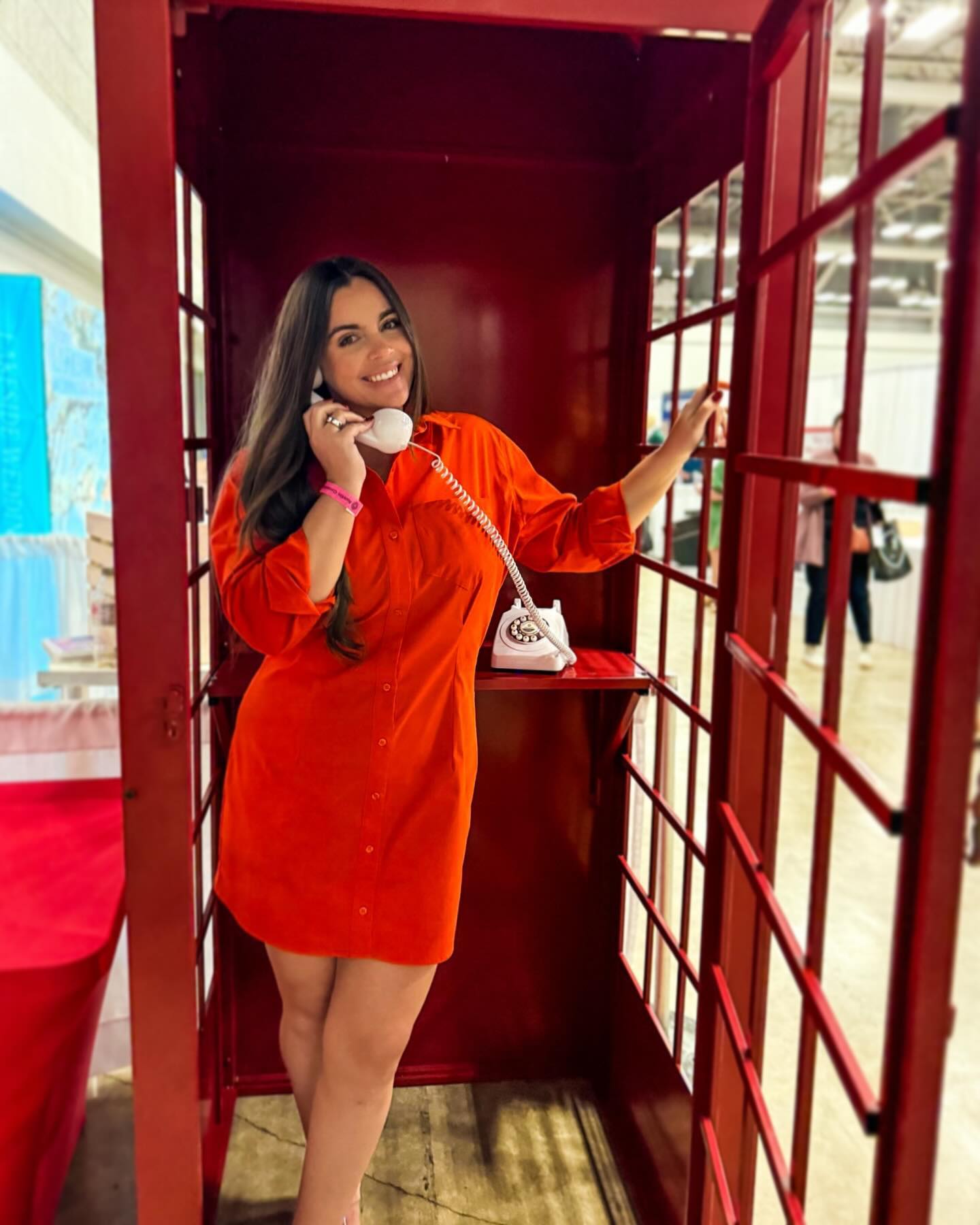 Hey it’s Nyree, founder of The Phonebooth ATX 🫶🏼
I am excited to share our timeless phonebooth is now available in Classic Red! ❤️ ☎️ 💃🏻 💋 🌹
Click the link in bio to book our audio guestbook for your upcoming holiday party, corporate event, wedding or celebration
