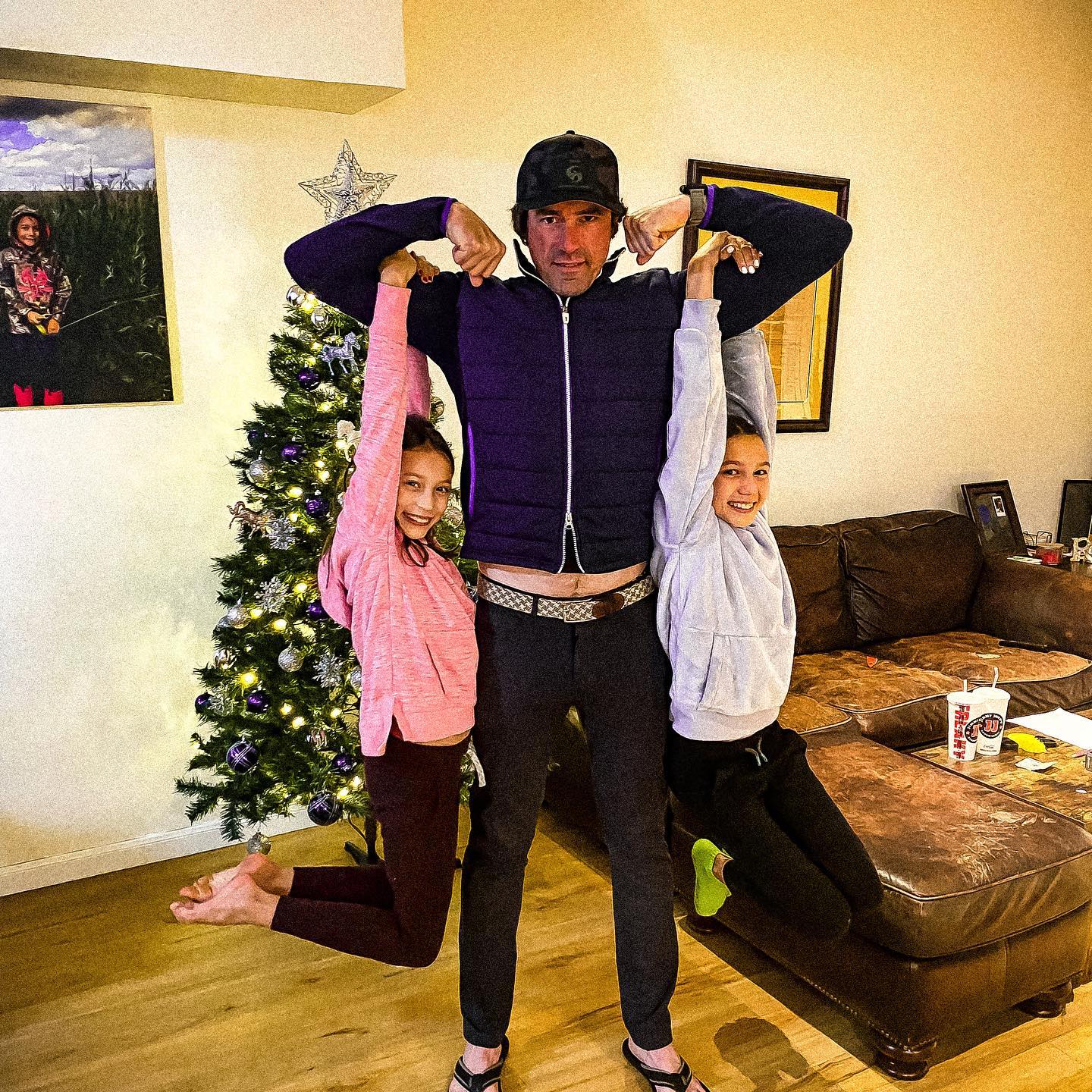 Merry Christmas and Happy Holidays to all out there from Unicorn 1, Unicorn 2 and the DarkHorse… especially to those that can’t be with family and loved ones today.
This picture was taken on thanksgiving and I have to wait to see my Warrior Princesses and embrace the solitude of a long drive as well today.
All of you are thought of and #stayinteresting