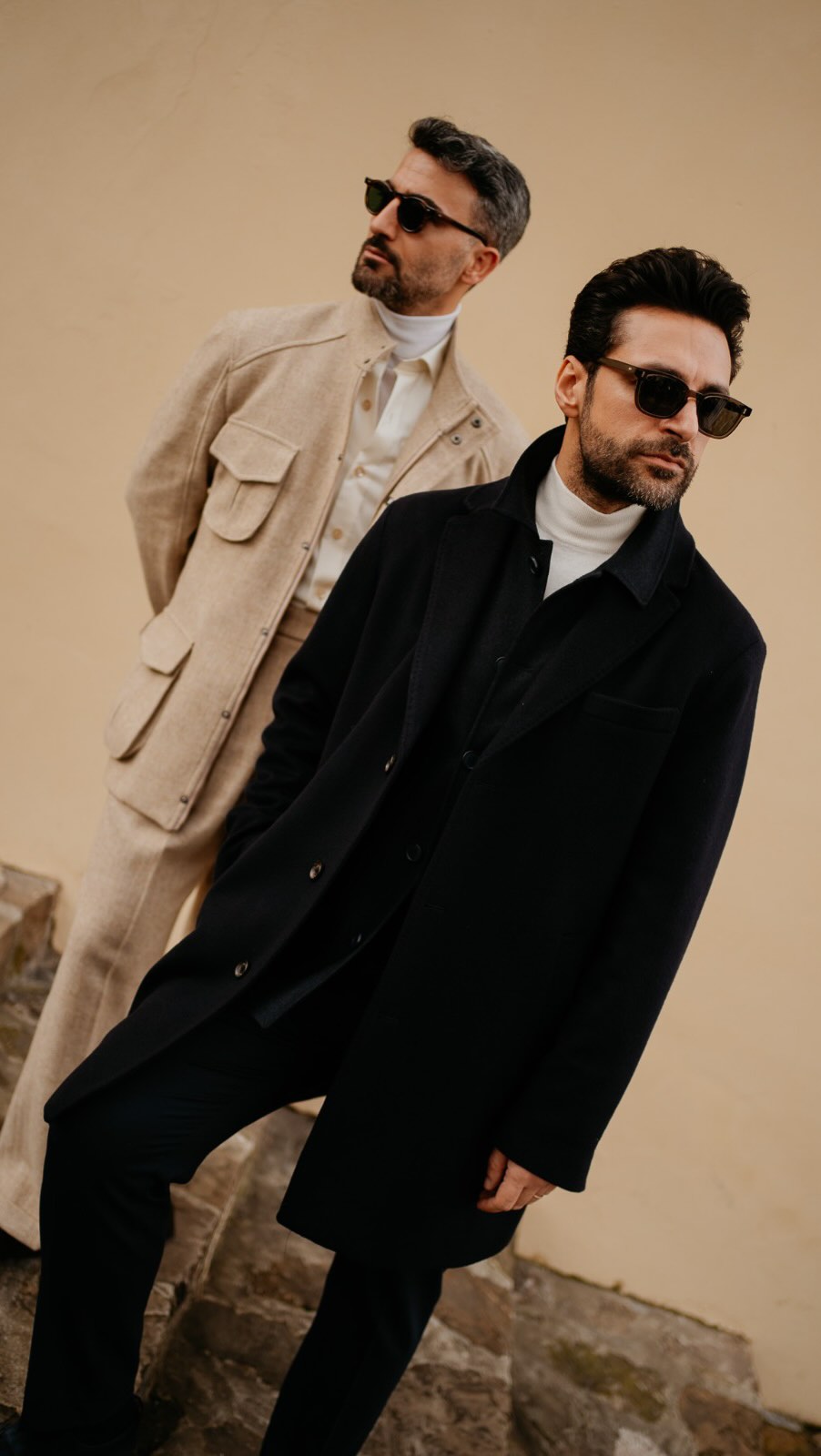 Pitti Uomo. Not just for the suits and details, which are amazing, but for the like-minded crowd you keep running into year after year, building real connections along the way. Mornings start with a good espresso at the bar, afternoons are for relaxed lunches, and evenings are for dinner, music and enjoying life the old-school way. There’s something special about sharing timeless tunes and sipping a Negroni as the day winds down. It’s those simple rituals and genuine connections that make it all so memorable. 💛