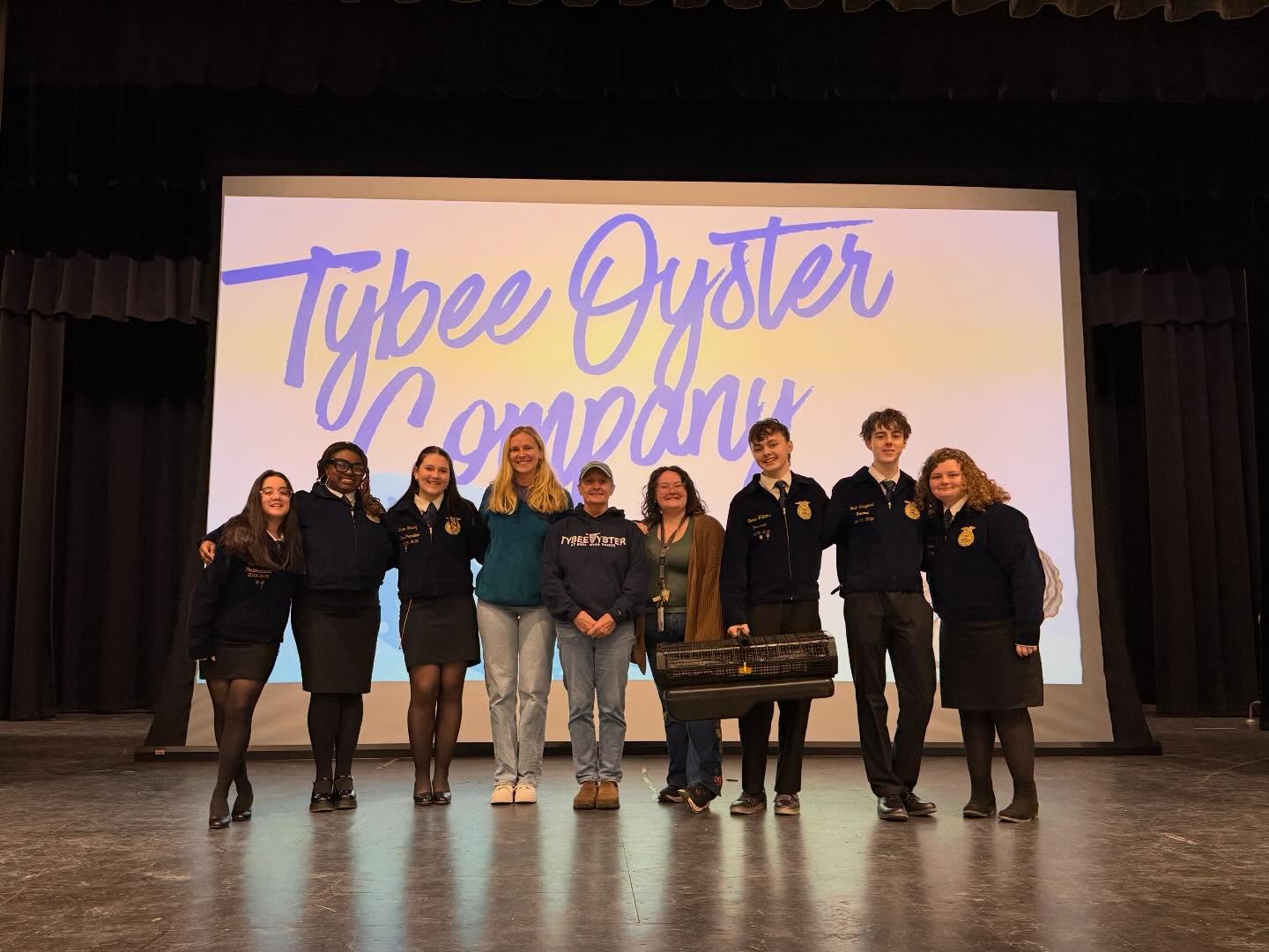 Thank you Islands High School FFA for having us at your meeting to share about sustainable aquaculture! Aquaculture is agriculture!🦪🌊💪