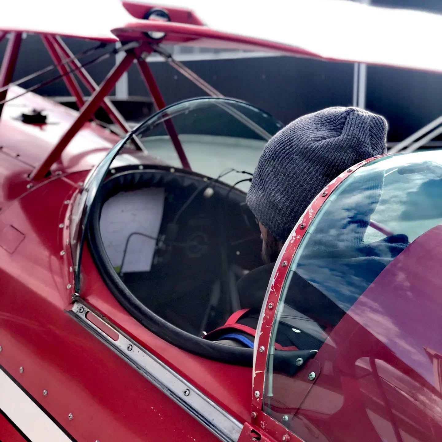 The magic of flight.✈️ After maintenance action, we love to be able to take to the sky, able to test out the systems we work on,🛠️ appreciate a job well done....
😎Especially like this Pitts S1S after annual. Nothing better than hammerheads and +6/-3g!!
#avgeek #aircraft #cny3kids #aviationgeek #aviationlovers #instaaviation #aviation #avgeeks #airplanes #aviationphotography #aviationporn #aviationdaily #instagramaviation #planespotting #technician #maintenance #safety #aircraftmechanic #aviation #aircraftmaintenance #canadianaviation #aircraftengineer