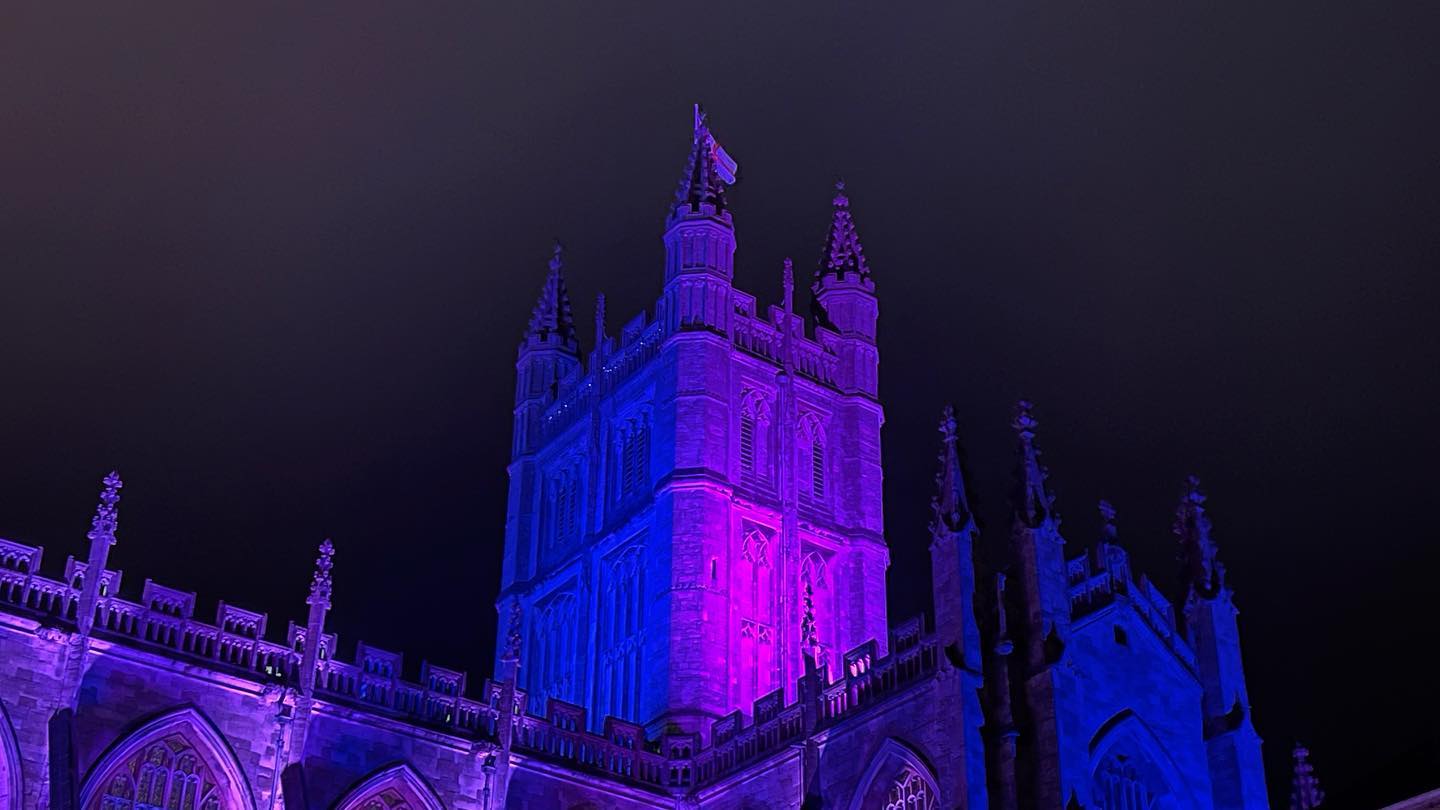 Bath Abbey looking resplendent in purple. Very fitting for the site of the coronation of the first King of England, King Edgar in 973