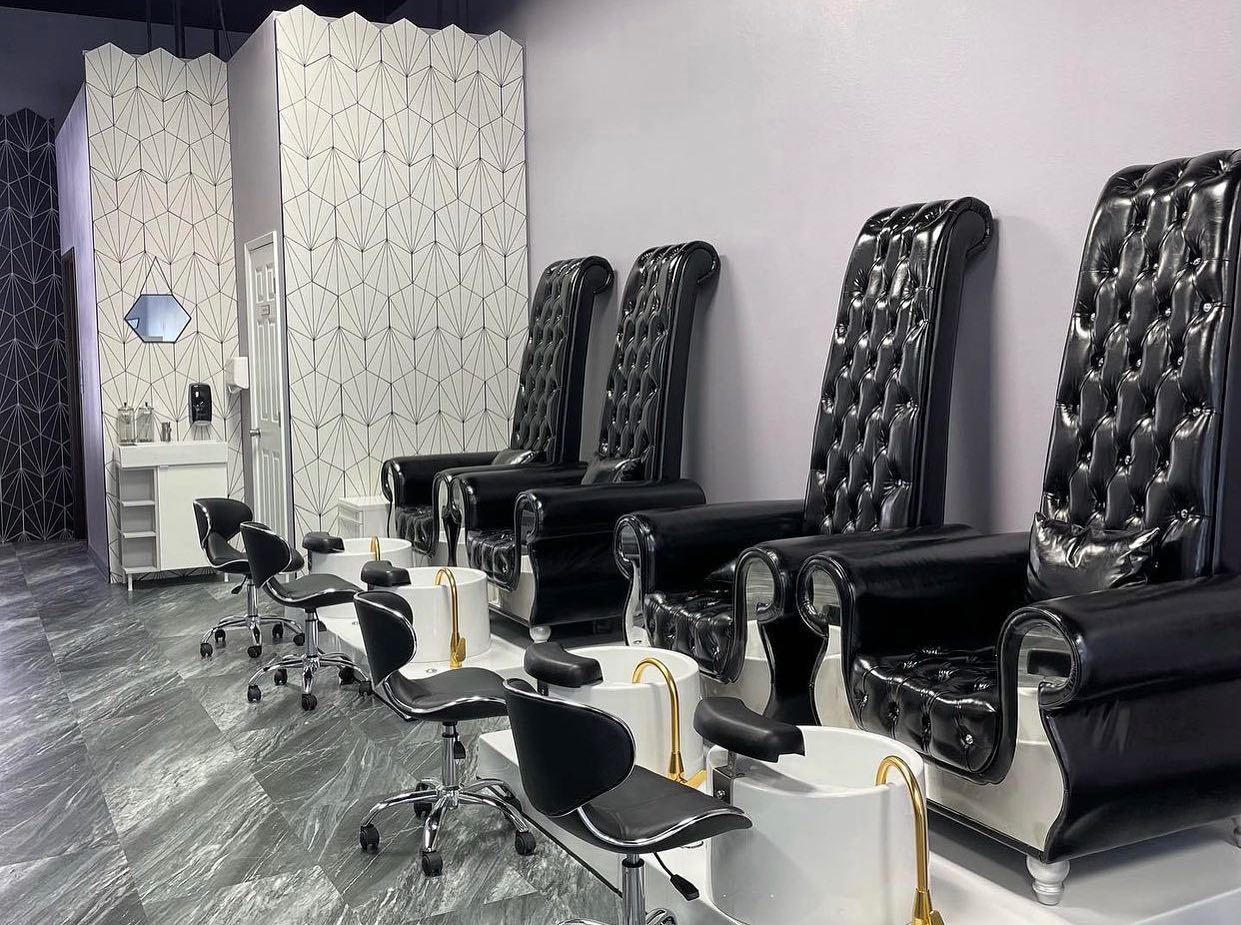 I mean, did we do a good job or what?! 🤩 We don’t just work on residential, we make magic happen for everyone! Do you have a business in Las Vegas that needs some help? A new build? Need to remodel your space? Let’s freshen up your business! Call us! We installed all the plumbing in this new salon and these beautiful pedicure basins fit to dip your toes in.
Sit back, relax, and let Moonlight Plumbing handle your plumbing needs.
Call us today for a free estimate. We’re here for you Las Vegas!
Moonlight Plumbing 🌙
# 702-355-3938
#moonlightplumbing
#lasvegas
#commericalplumbing
#nevada
