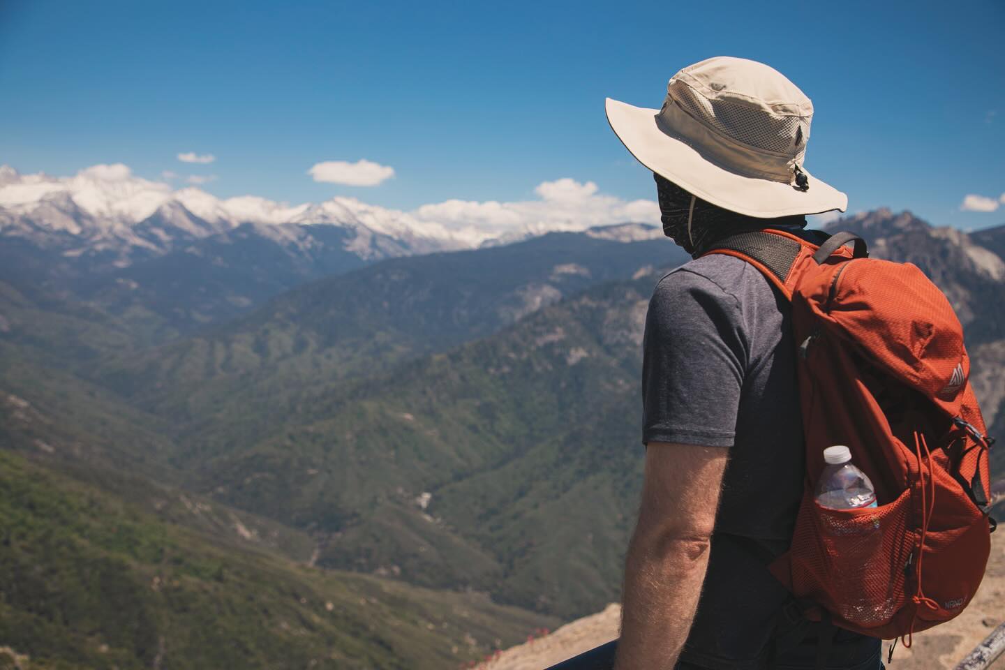 Check out the new blog post about giving thanks by giving to nature organizations this holiday season! Link in bio!
#nature #nonprofits #giveback #givebacktonature #hiking #blog #blogpost