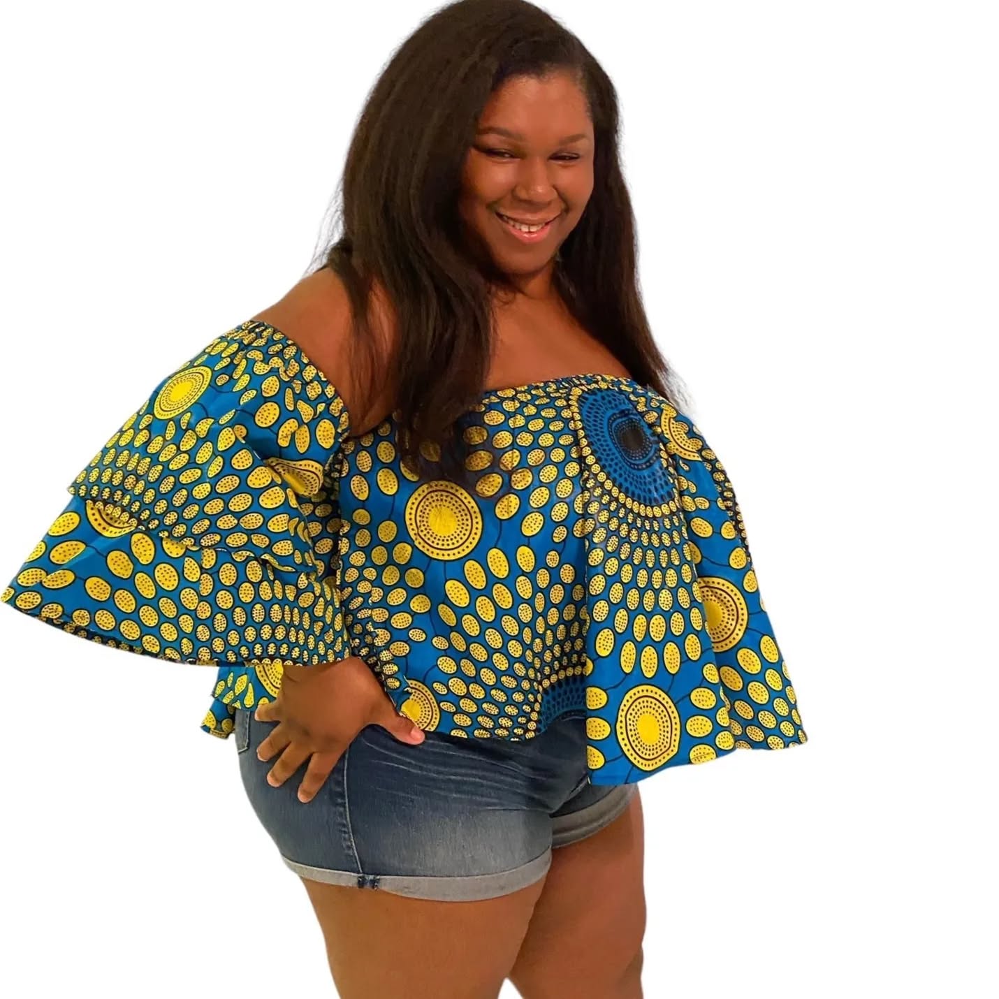Its in her DNA π
Summer tops now on sale.
www.elijahlee.life
#ElijahLee #AfricanFashion #AfricanPrint