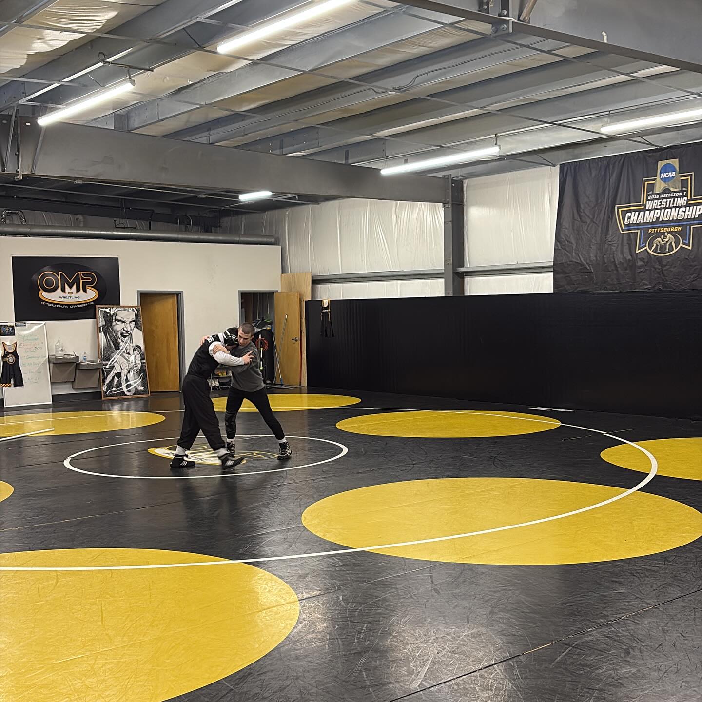 PRACTICES ARE ON THIS WEEK! SPREAD THE WORD!
Monday 1/26
6:30pm-8:00pm
All ages
$25 drop in
Tuesday 1/27
6:30pm-8:00pm
All Ages
$25 drop in
Thursday 1/29
6:30pm-8:00pm
All Ages
$25 drop in