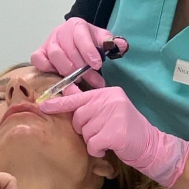 We love to see miRing in use! Tag us and show us how much you love your miRing💚
📸 cred: @miami_aesthetics
#miRing #Miami #aestheticinjector