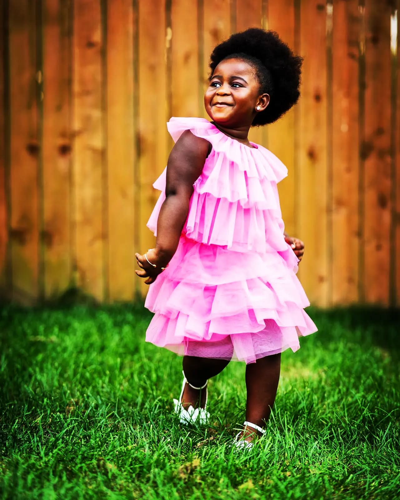 Today is the international day of girls ! And that's how we like to see them bold and beautiful 💖
#internationalday #dayofgirls #internationaldayofgirls #myafryka #equity #girlpower