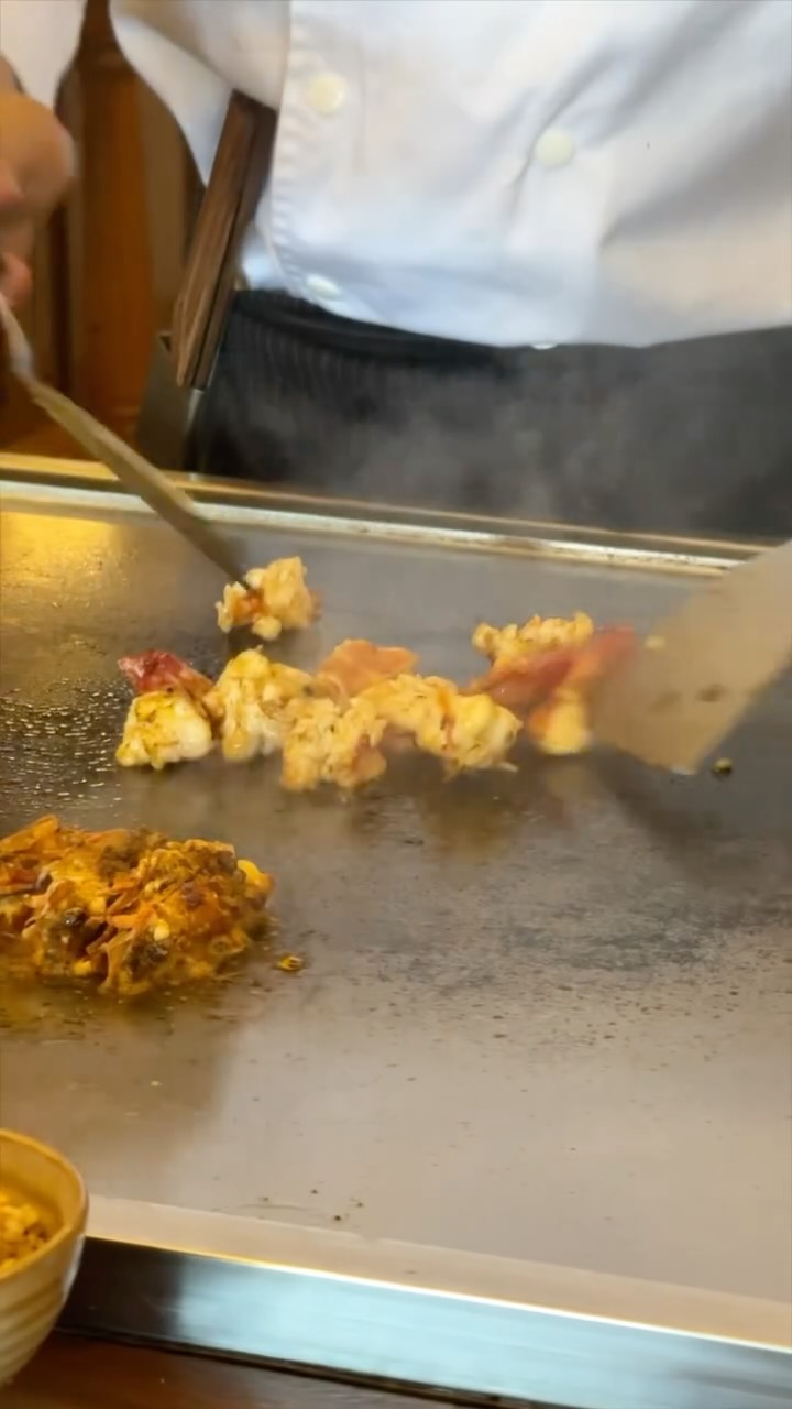 Seeing guests enjoy his dishes is what makes Chef Edward, our Assistant Japanese Chef at Hikari, love what he does. To him, every smile is a reward—but one guest surprised him in a way he'll never forget.
More stories from our team coming soon at #VoicesOfSETIR.
#DoseOfSunlight #Hikari #SETIR