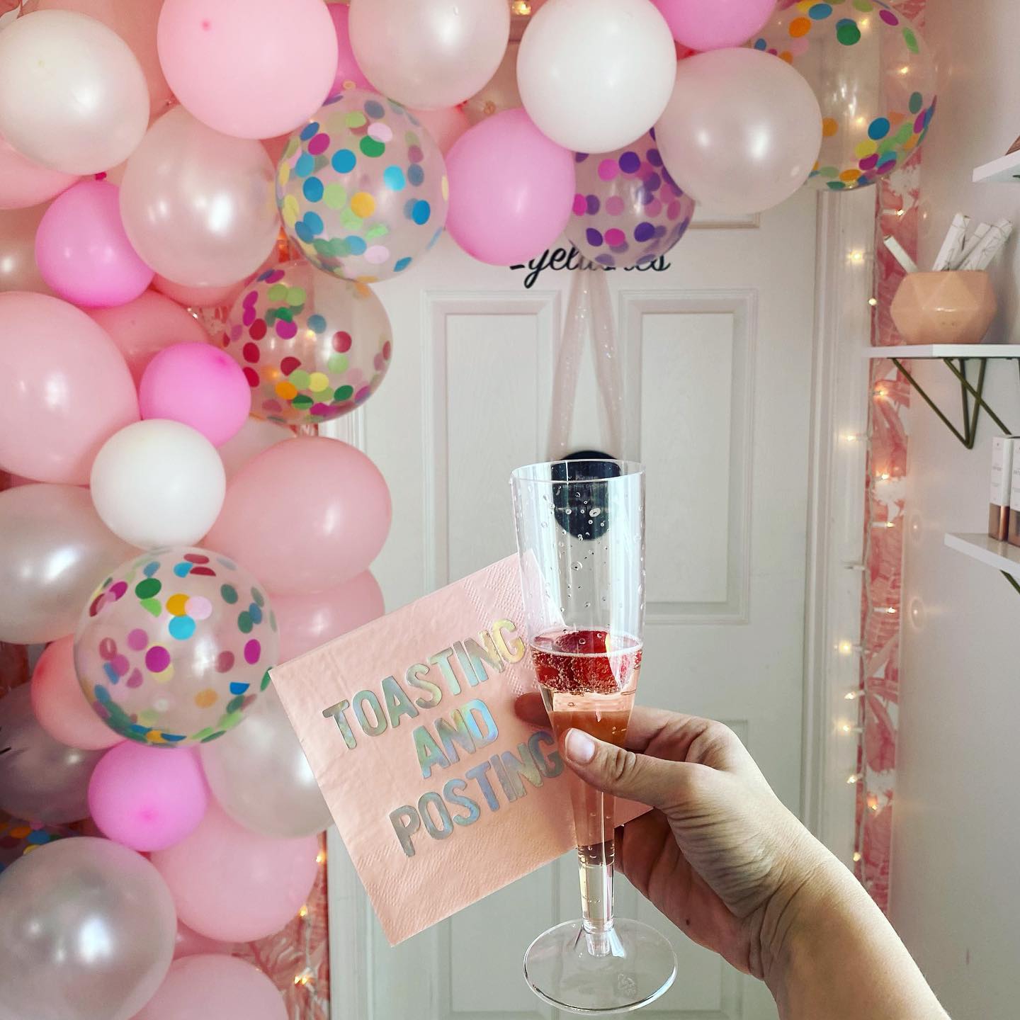 Toasting & Posting π₯πΎ
.
.
.
.
.
.
.
#eyelashextensions #lash #lashes #lashextensions #eyelashes #extensions #eyes #love #dmv #nova #dc #dclashes #dmvlashes #gainesville #gainesvilleva #haymarketva #loudouncounty #goals #follow #like