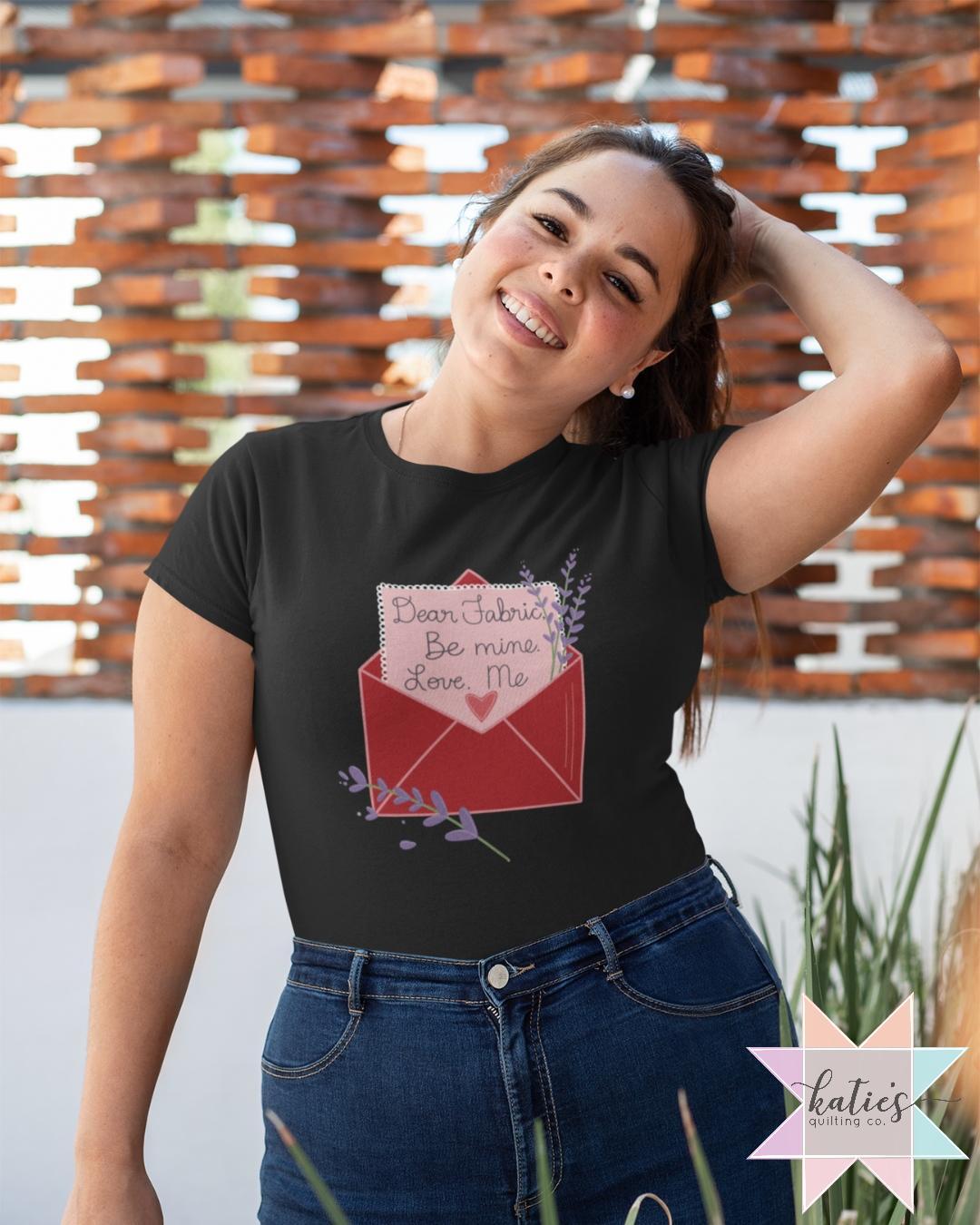 Who needs a quilty Valentine's Day shirt to wear while they're making their next quilt?
If you're working on a fun themed quilt let me know! I wanna see what you are working on.
P.s. this shirt is LIVE in my shop.
#dearfabric #katiesquiltingco #valentinesshirt #quiltlove #longarming #modernmaker