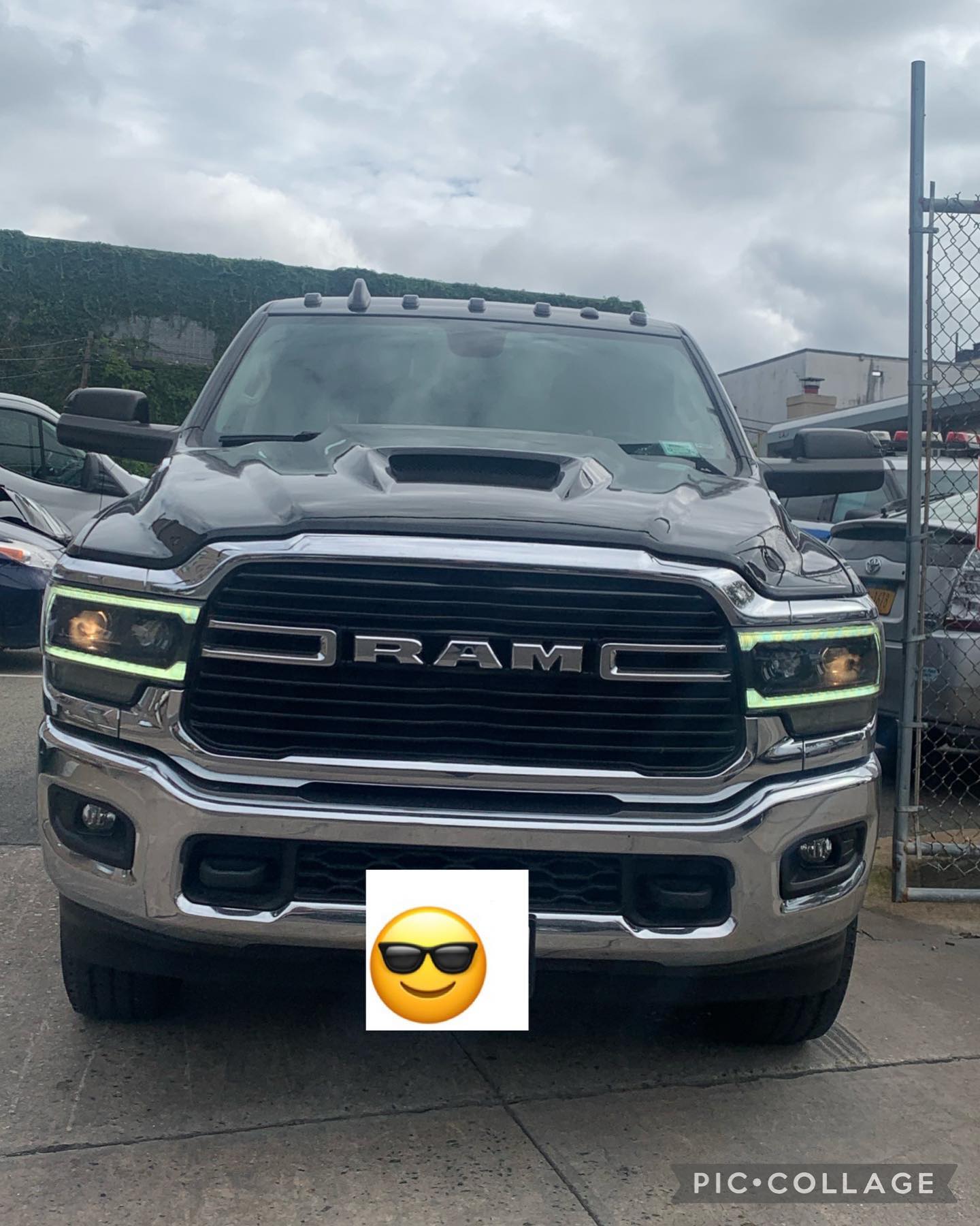 This beast got a face lift with a new ram air hood. #magiccollisioncenter #ram #ram2500 #customcar #beast #whitestoneny #queensny #pickuptruck #wedoitall #yourfavoritebodyshop #forallofyourautomotiveneeds