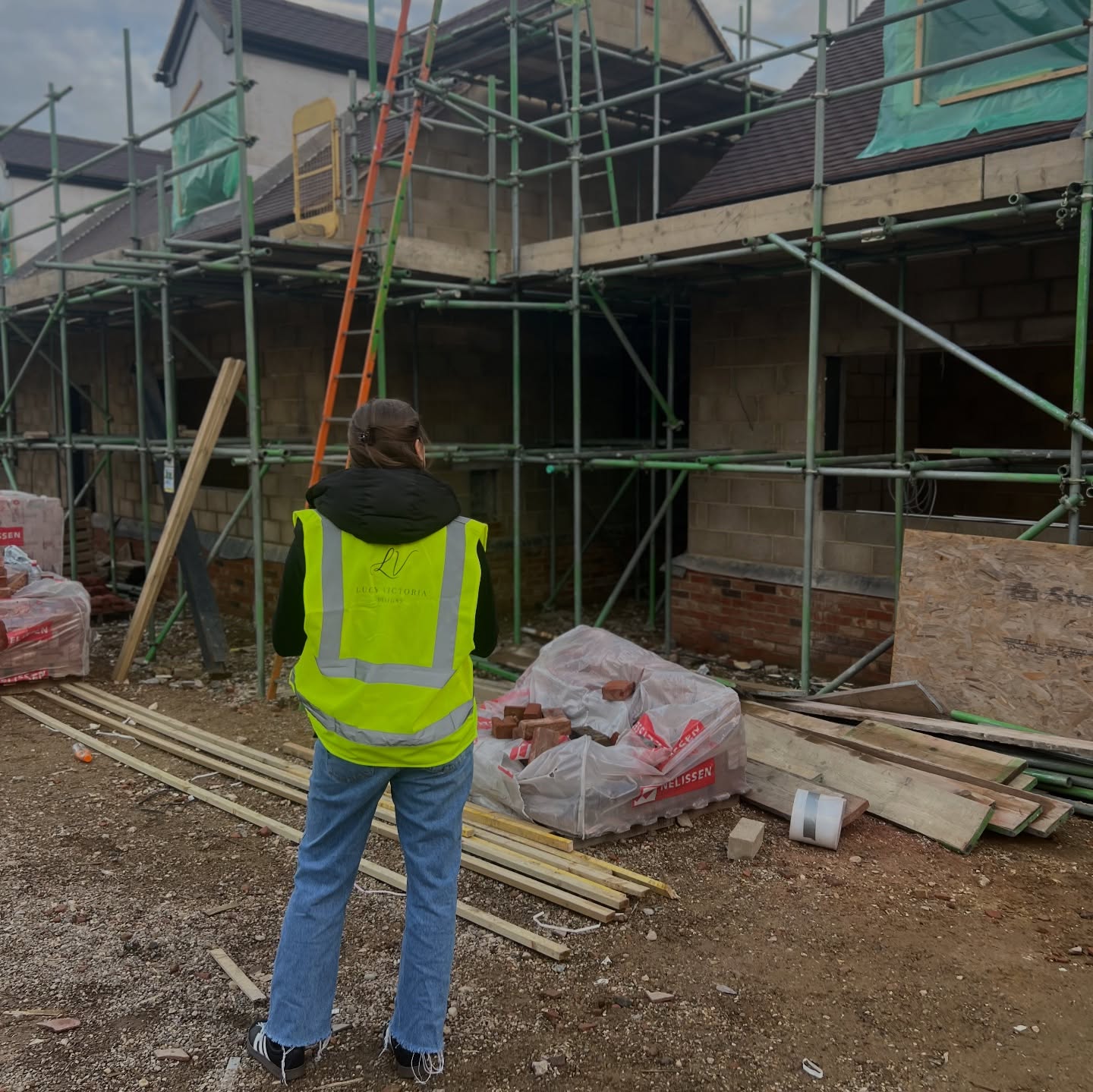Hard hats, high-vis and big ideas
Really enjoying being involved in this project. Seeing the interior design take shape from the very early stages is always so rewarding.
#onsite #workinprogress #designdevelopment #interiordesigner #lucyvictoriadesigns