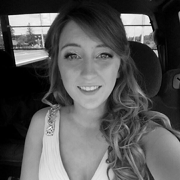 Throwback! Some beautiful glittery prom makeup! Her eyes just glow! #canada #ottawa #ottcity #ottawaartist #ottawamua #ottawamakeup #ottawamakeupartist #ottawainfluencer #makeuplife #makeuptalk #makeuplooks #makeupblogger #makeupjunkies #makeupaddiction #makeuplover #makeuplove #makeupguru #makeupgeek #makeuptime #makeupideas #beautycommunity #beautylover #makeupcollector #makeupgirlz #talkthatmakeup #makeupselfie #mualife #dailymakeup #featuremuas #ipreview via @preview.app