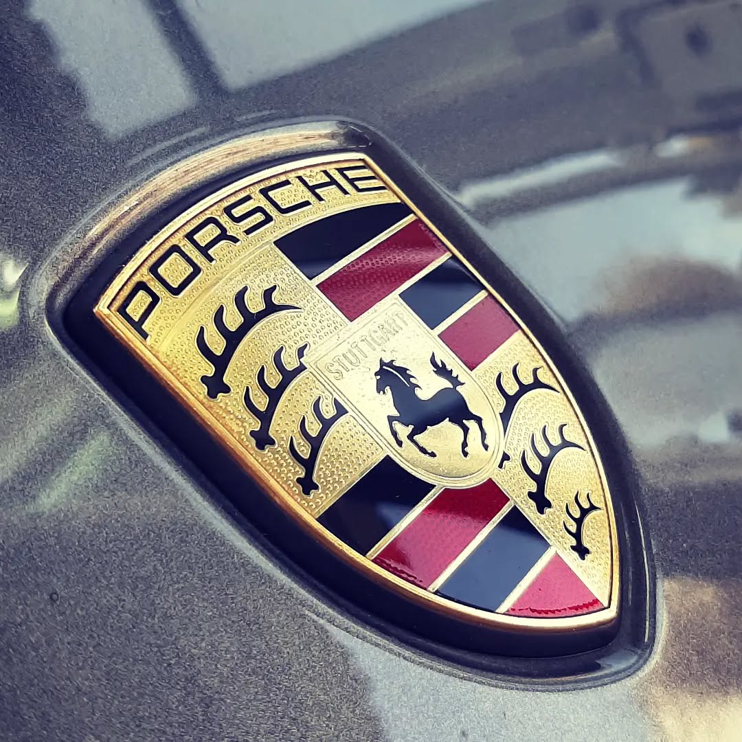 Www.carrosseriebra.ch
#cars #carstagram #carsofinstagram #carrosserie #carrosseriesuisse #carsoftheday #carrosseriebra #automobile #atelierautomobile #atelierdereparationautomobile #gts #supercars #coupesport #sportcars #porschelife #bestcars #porschecarrera #porsche #porschecayenne #porschemoment #voituredeluxe #voiture #voituredesport #porschelife #germancars #apiedcestbienmaiscestlong #fastcar #detailing #voituredesport #nicecars