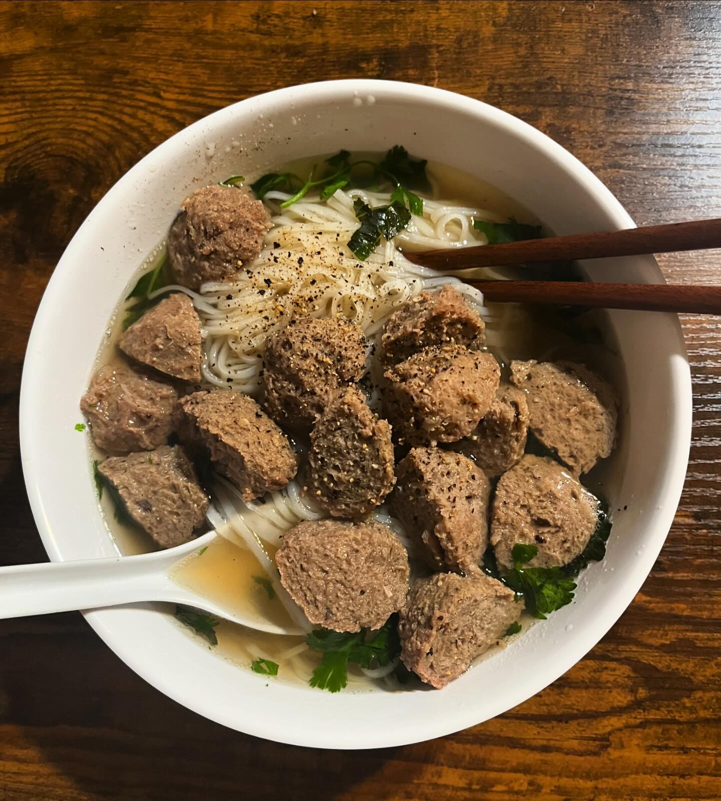 100% could eat pho for breakfast, lunch, and dinner
~
~
~
~
~
~
~
~
~
~
#pho #cooking #cookingtogether #food #foodphotography #foodblogger #foodstagram #foodies #cookingram #cookinggram