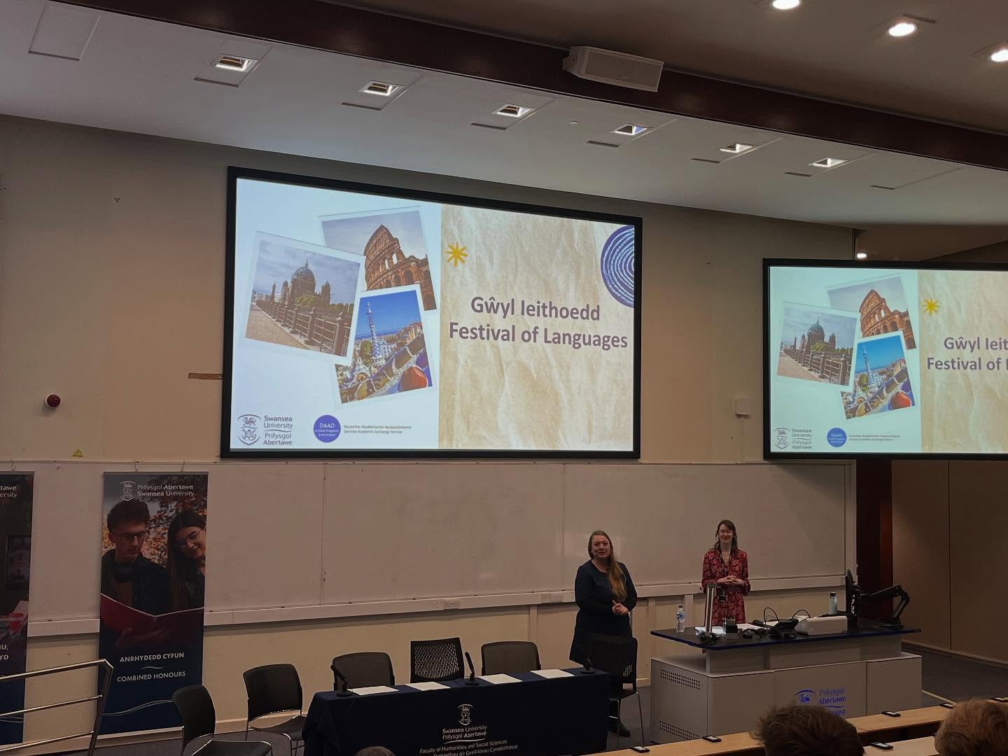 Merci/Danke @swanseauni #mfldepartment for inviting us to your Festival of Languages Outreach event. Year 11, 12&13 students thoroughly enjoyed their visit, having an opportunity to learn new languages including Korean and Italian, getting a taste for university life, a chance to meet current students and those recently graduated and now in the world of work, and also participate in language specific exam masterclasses. Thank you to everyone involved! #mayorofswansea #shoutoutforgerman @germanyinuk #walesandtheworld #languagesopensdoors