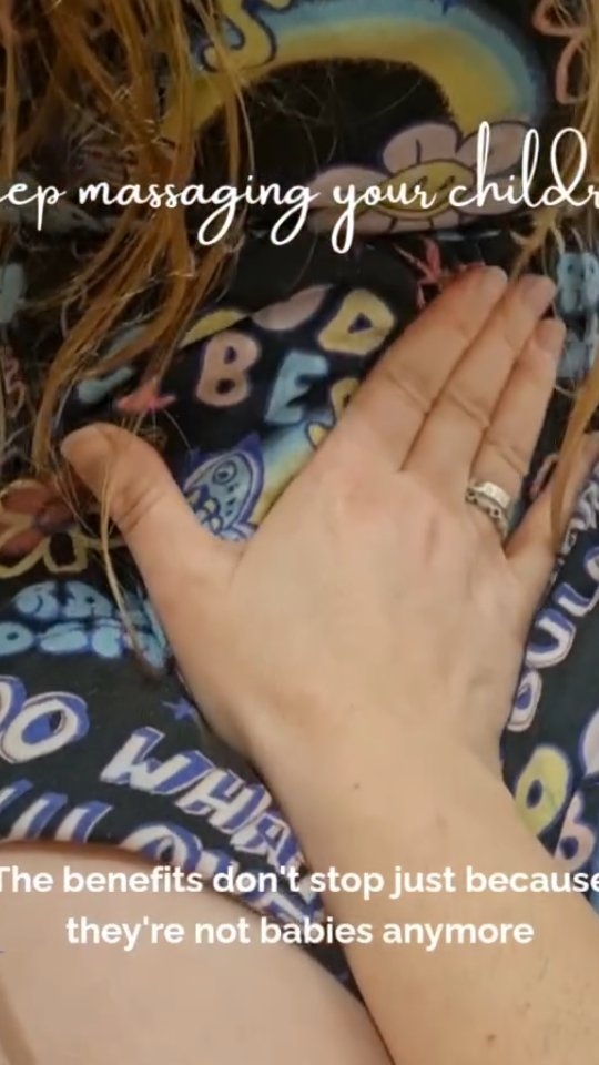 👧🏽 Keep Massasing Your Children 🧑🏻
For some reason this has been a popular topic of conversation for me over the last week, with lots of people asking can massage be used for their older children? The answer?
YES!!! It can and it should!
The benefits of massage don't stop just because they're not babies anymore; and it can have lots of wonderful additional benefits too ✨️
My daughters (nearly 5 and 10) both ask for massage when something in their body feels off.
The video shows my little un having a tummy massage as it was hurting... and she asked for that help. My eldest often has bedtime massage to help her sleep, and leg massages to cope with sensory overload.
The benefits of massage in children include;
✨️ Digestive support - trapped wind, constipation etc
✨️ Relief from growing pains
✨️ Tactile sensory processing - especially helpful for children that struggle with socks, shoes, labels and seams
✨️ Nevous system regulation and processing - harder pressures and compression
✨️ Emotional regulation and relaxation - particularly helpful at bedtime
✨️ Bonding!! Super important for babies, but just as necessary for children too
✨️ Body awareness as it changes, and respecting boundaries
✨️ Congestion and pain relief during colds
✨️ Continued support for muscle tone and flexibility
✨️ Massaging your child also opens up opportunities to speak calmly together about things that might be on their mind
If you have any questions about massaging your child, please get in touch.
📧 Julie.littlediamonds@gmail.com
✉️ @littlediamondsbaby
#massageforchildren #babymassage