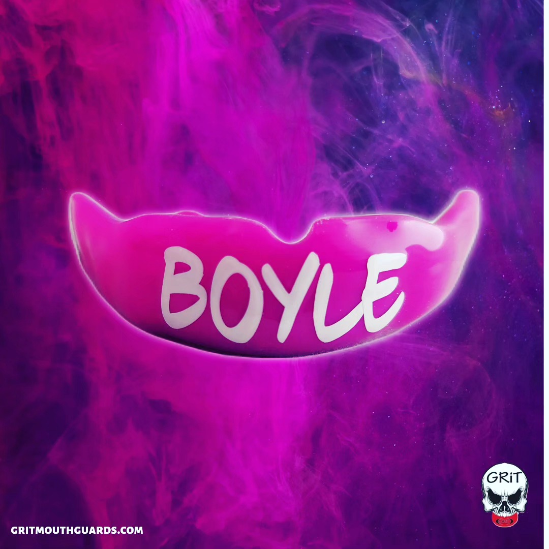 Custom GRiT mouthguard design for Joseph Boyle: Solid purple with "BOYLE" written across the front in modern white letters. #gritmouthguards #mouthguards #mouthguard #primalmke #mma
www.gritmouthguards.com
