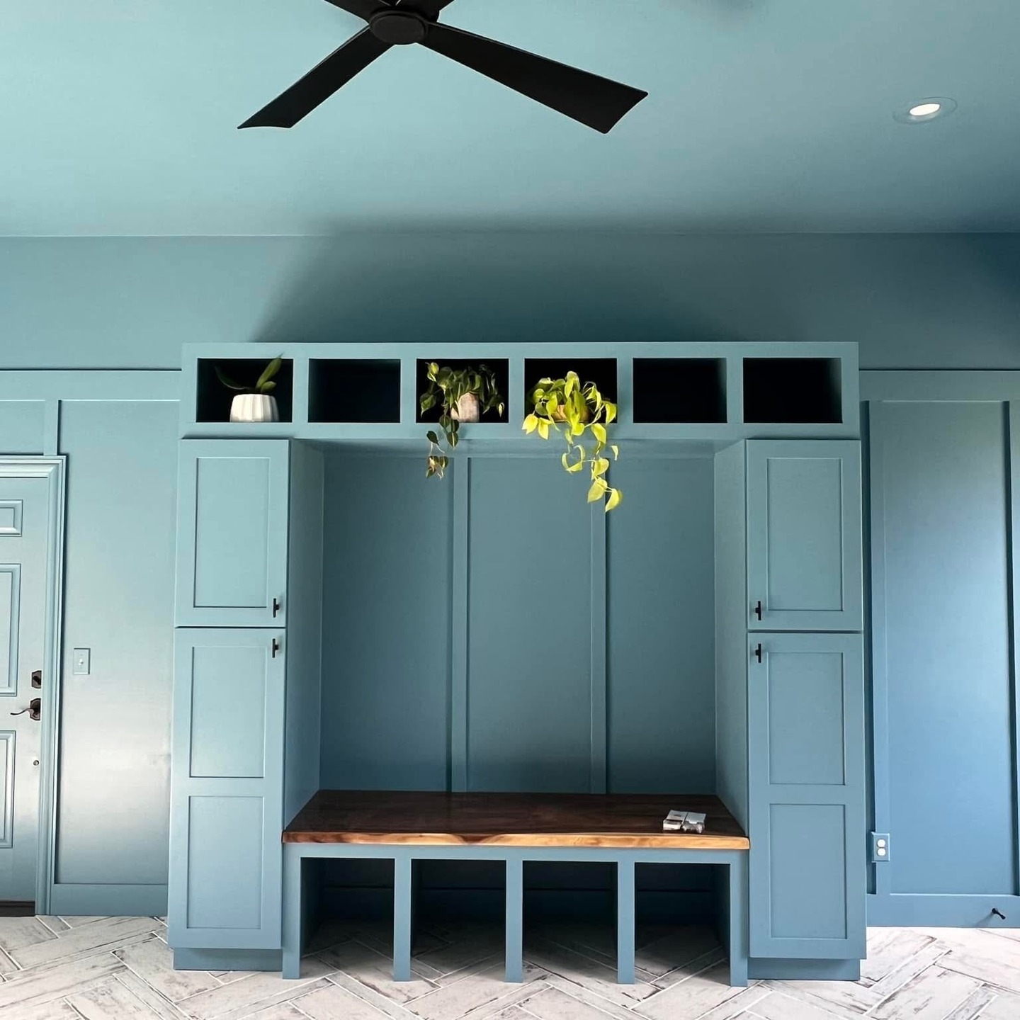 "Built to impress, designed to last. MGM Stone Creations crafts Lexington’s finest countertops for homes that shine."
👉 #LexingtonCountertops #MGMStoneCreations #LexingtonKYHomes #CustomCountertopsKY #QuartzCountertops #LuxuryCountertopsKY #LexingtonDesignExperts #KitchenInspoKY #HomeImprovementLexington #LexingtonRenovation