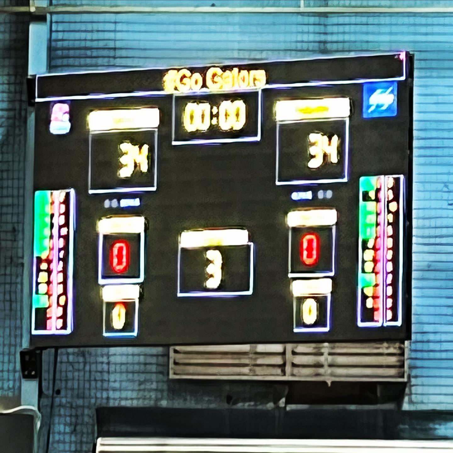 Half Time!
Let’s get up Gators