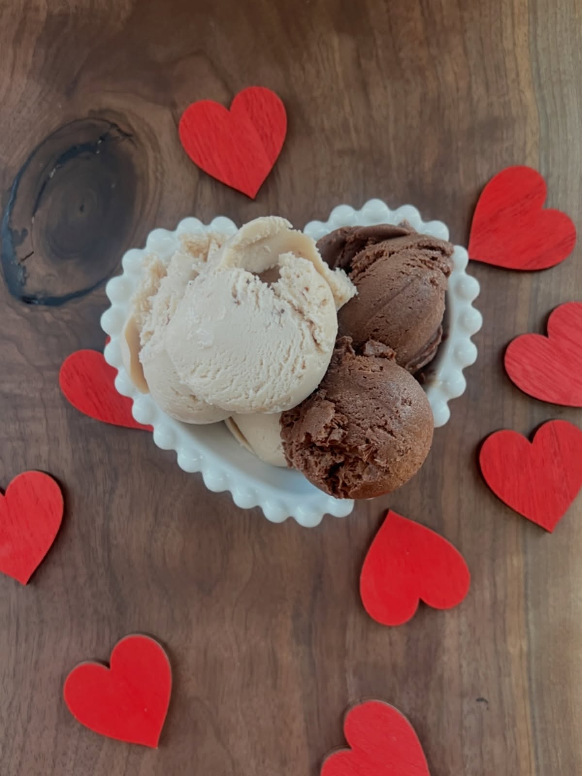 Valentine’s plans don’t have to be complicated.
Grab someone you love, a spoon, and some frozen custard. Sweetness guaranteed. 💘🍦