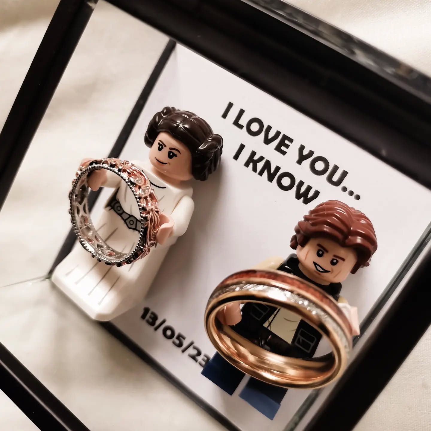 U N I O N
Appelez moi Madame.
Ces trois photos représentent à la perfection notre journée de ce samedi
13 Mai 2023...
Un week-end pas comme les autres, un mariage oui, mais cette fois c'était le nôtre !
Merci à nos proches de nous avoir accompagné 🤍
Je sais que beaucoup vont êtres surpris...
Mais nous l'avons souhaité de façon très intime.