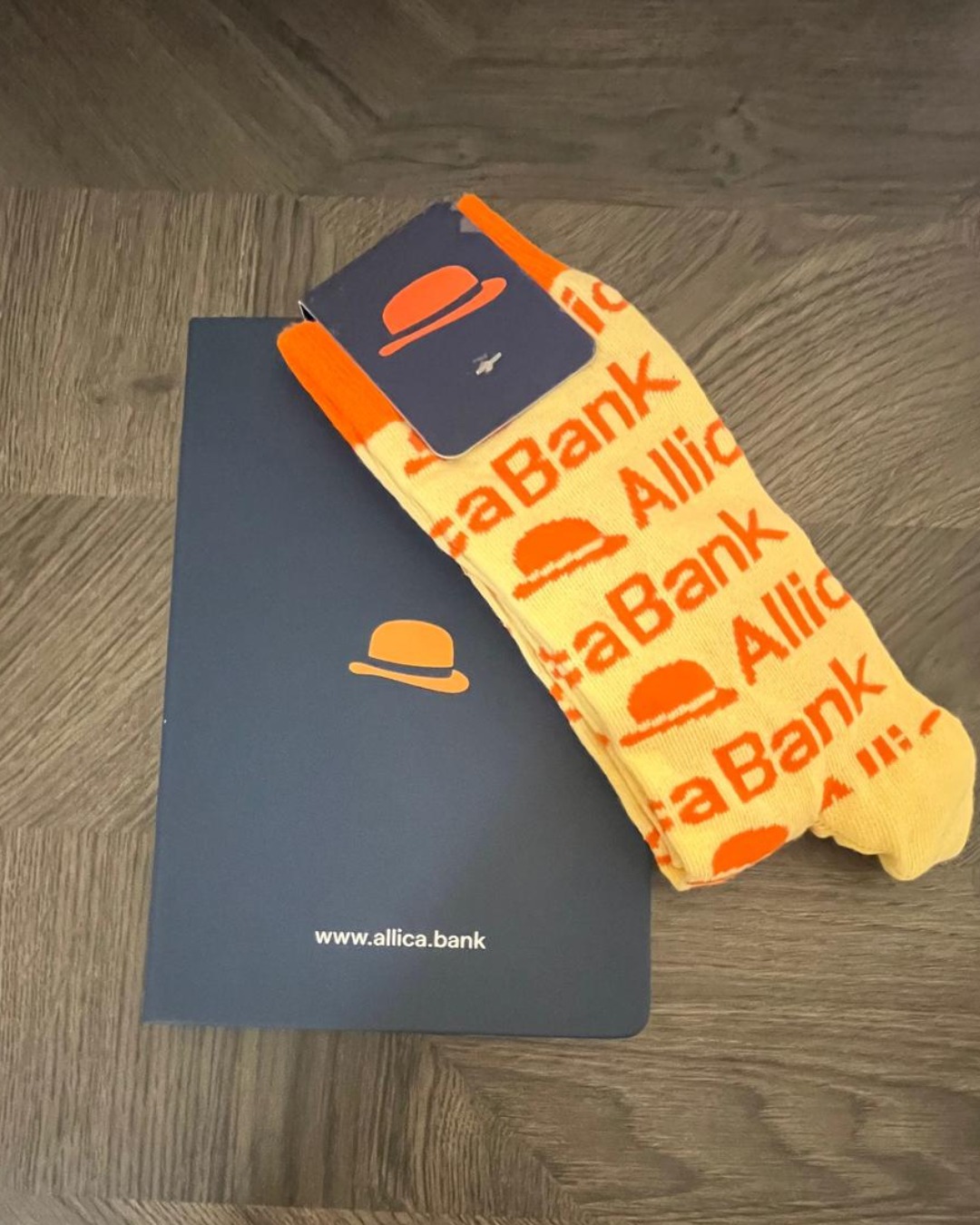 Last week was a busy one at Yomo with some great visits to the office.
We welcomed Greg Roake from @allica_bank , our new business banking partner, and spent time discussing how they support growing businesses with a relationship-led approach.
We also had a visit from Claire Hayward and John Holton from Handelsbanken, who very kindly arrived with some brilliant boxes of retro sweets and talked us through their unique lending offering 🍬
Always good to spend time with partners who genuinely understand how SMEs operate and the value of doing business properly.
#YomoFinance #KentMortgageBroker #KentBusiness