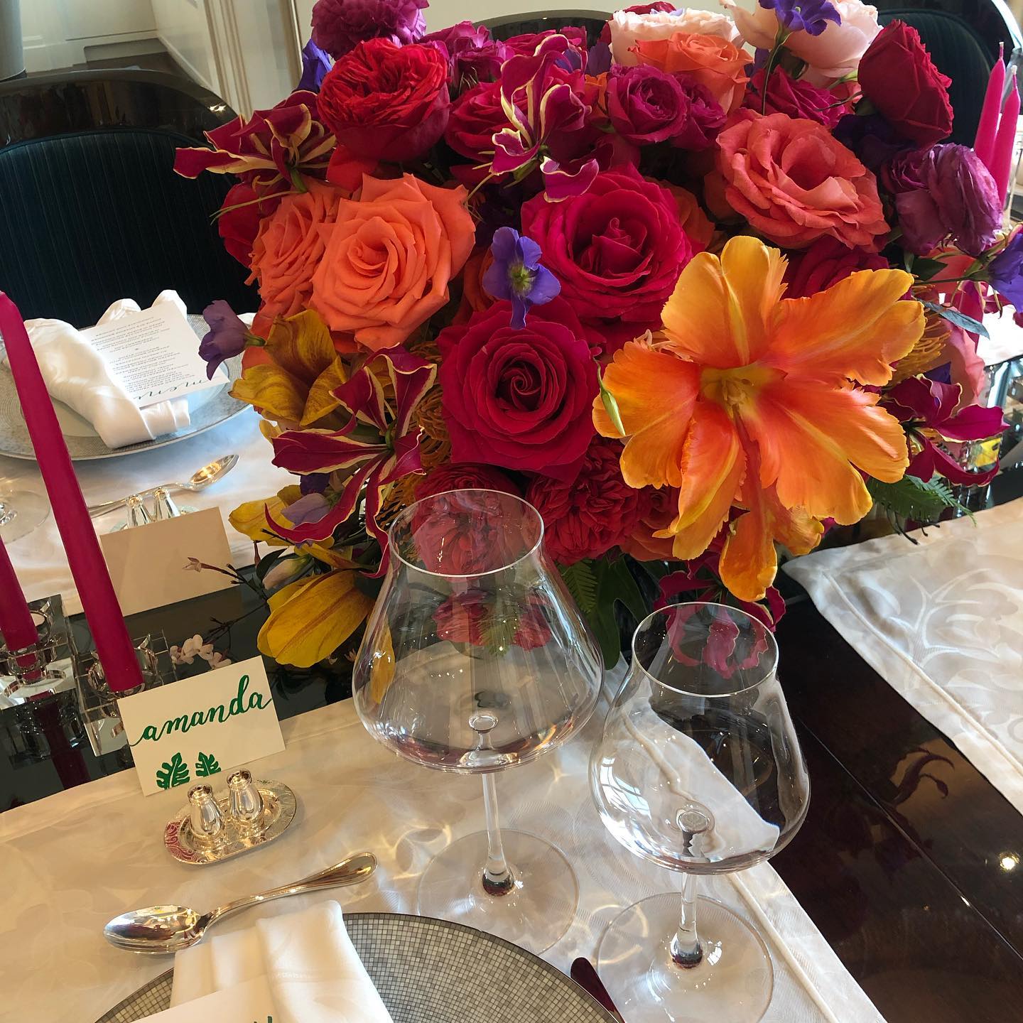 Who says formal can’t be fun? #erikamsummers #corporateevents #corporateeventplanner #luxurycocktails #corporateeventsmanager