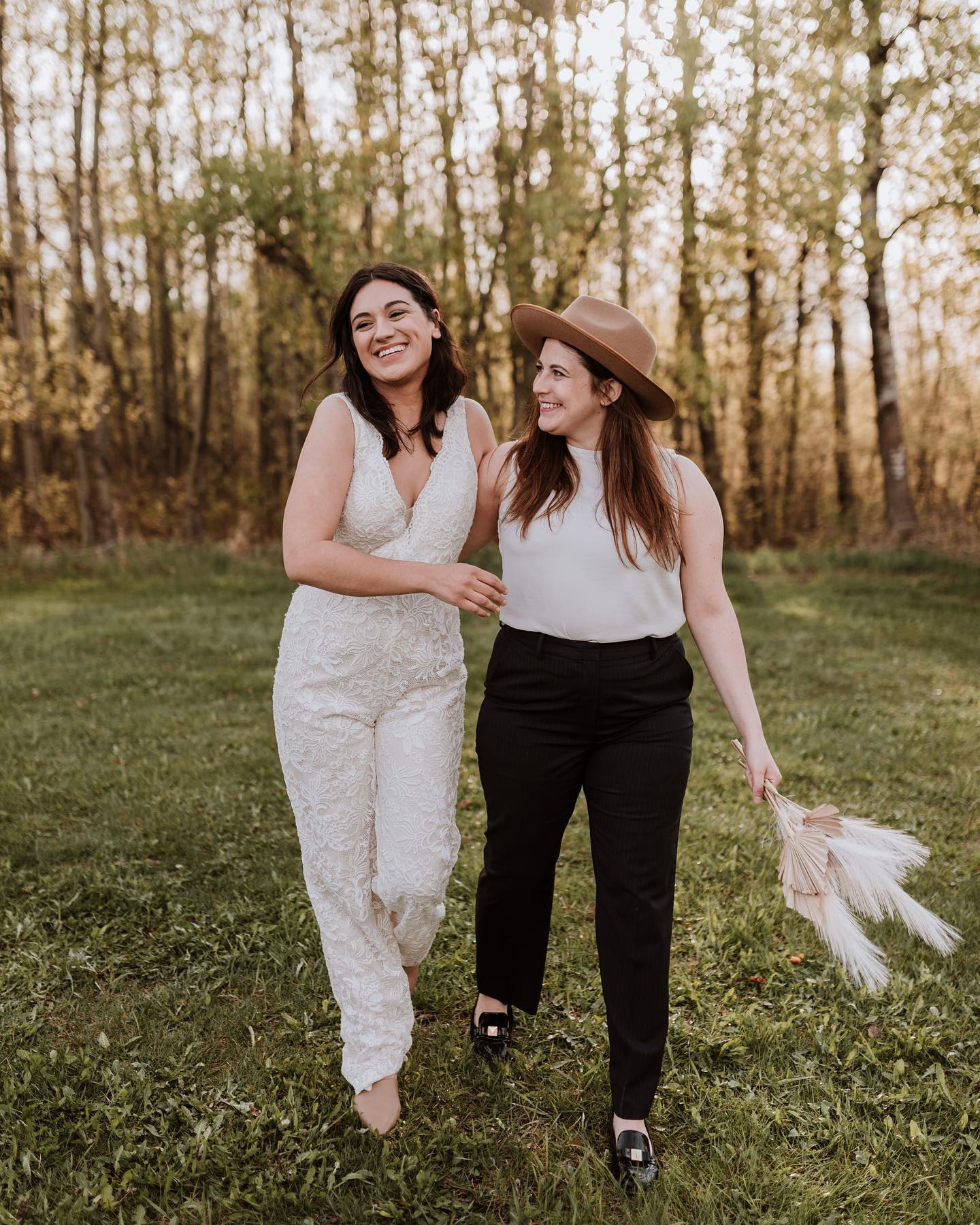 Hard to believe that June is already more than half over, and it’s been a month since this amazing shoot!!
Time really does fly, so here’s your Monday reminder to check off those last few things on your wedding day checklist this week! Your day will be here before you know it!!
Photography: @rockwoodphotograph
Venue: @hastingslakegardens
Florals: @theprairiewillowco
Planning & Design: @atseyieevents
Coordinating: @snkeventsyeg
Planning & Bar: @bottomzupbartendingevents
Dress: @thedressloungeyeg
#edmontonweddingplanner #weddingplanner #weddingcoodinator #weddingdecor #edmontonweddingcoordinator #ido #lifeofaweddingplanner #styledshoot #wpicalumni #loveislove